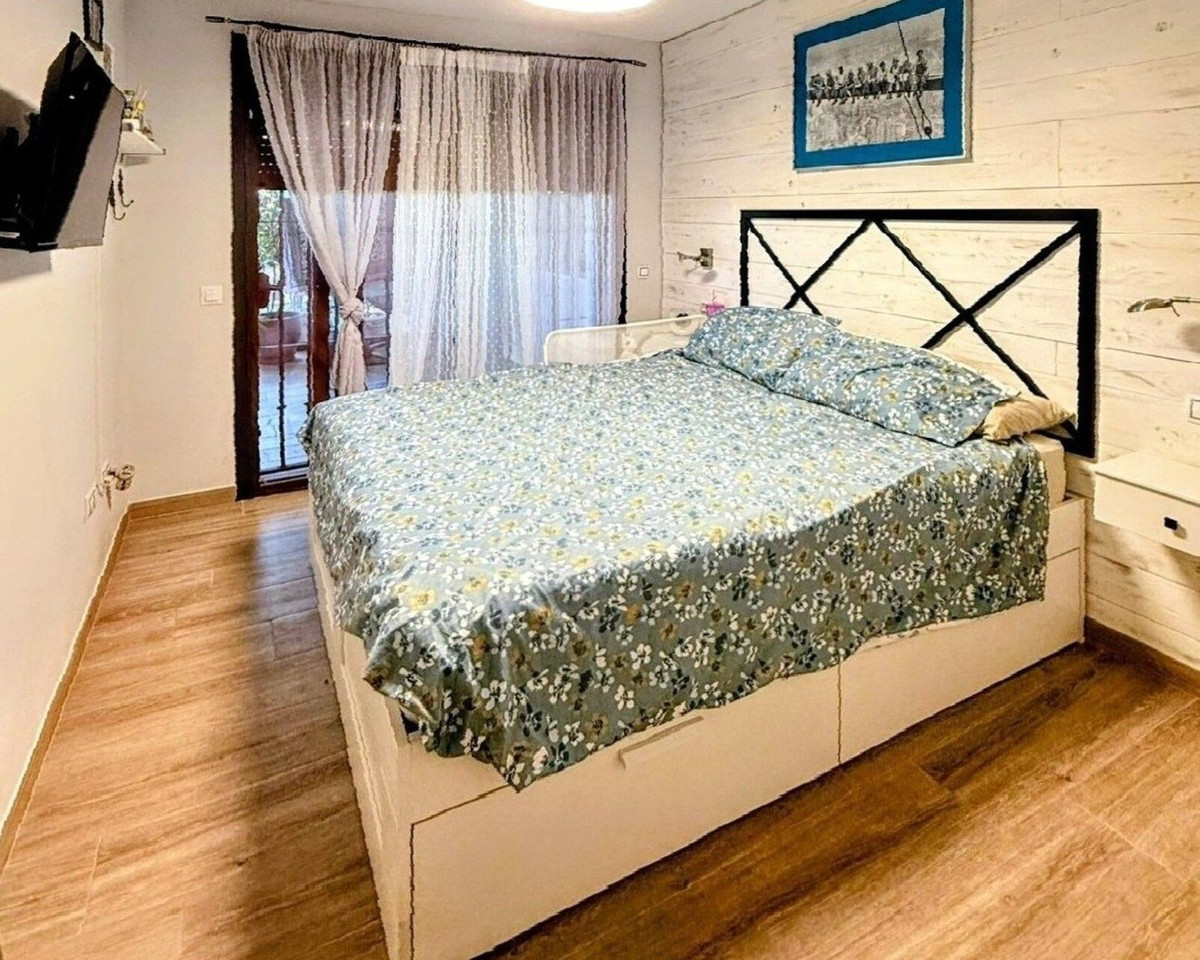 2 Bed, 2 Bath, ApartmentFor Sale, La Cala de Mijas, Malaga