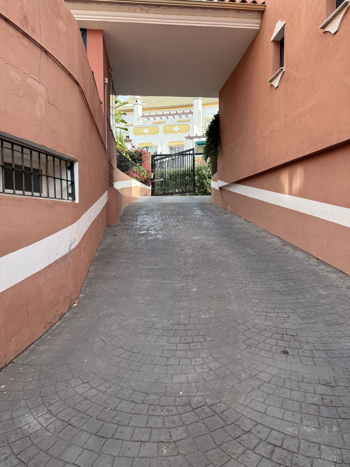 2 Bed, 2 Bath, ApartmentFor Sale, Marbesa, Malaga