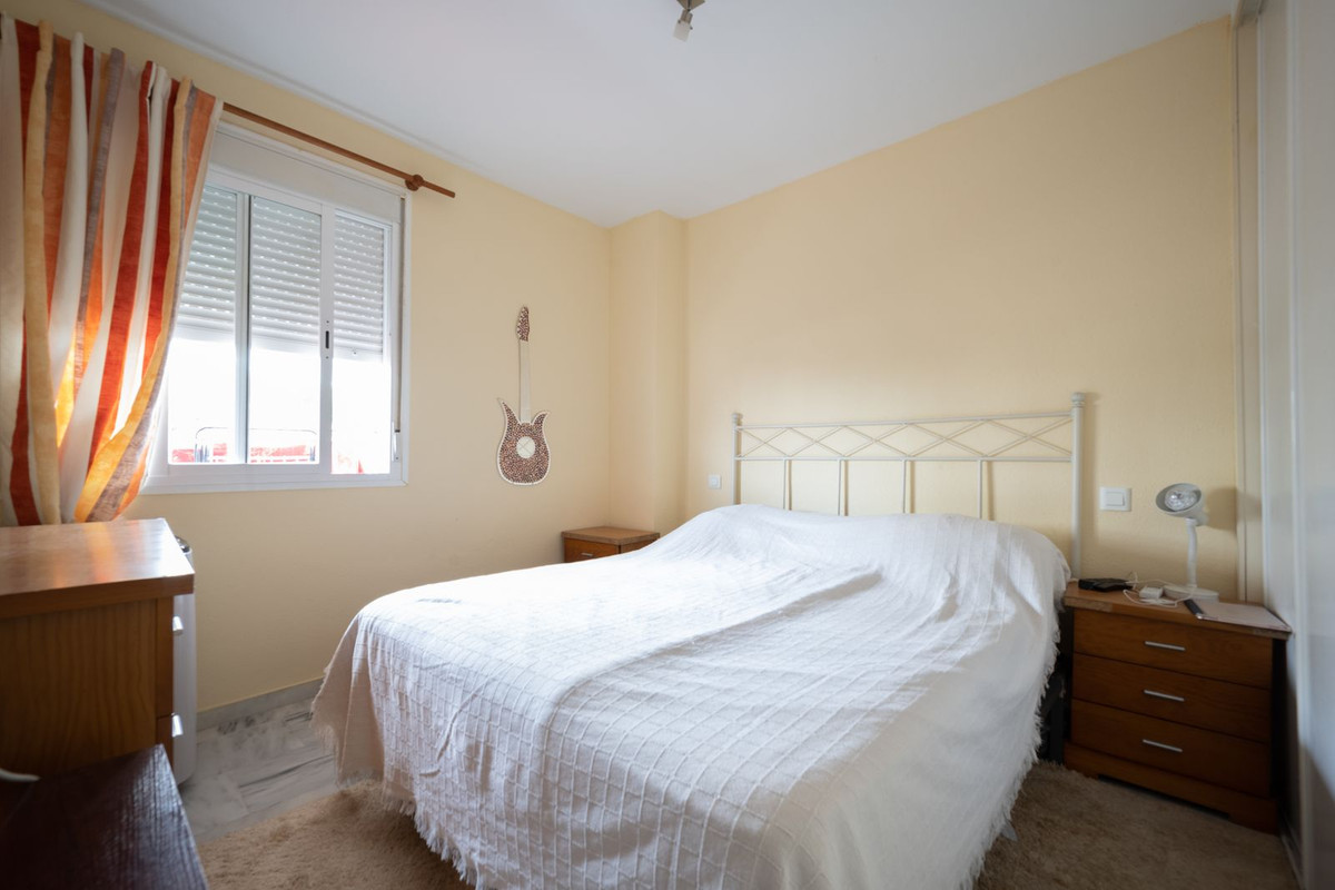 3 Bed, 2 Bath, ApartmentFor Sale, Riviera Del Sol, Malaga