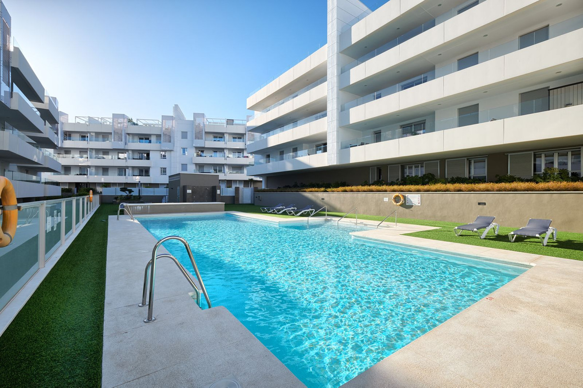 3 Bed, 2 Bath, ApartmentFor Sale, San Pedro de Alcantara, Malaga