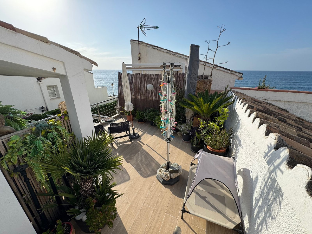 3 Bed, 3 Bath, HouseFor Sale, Estepona, Malaga