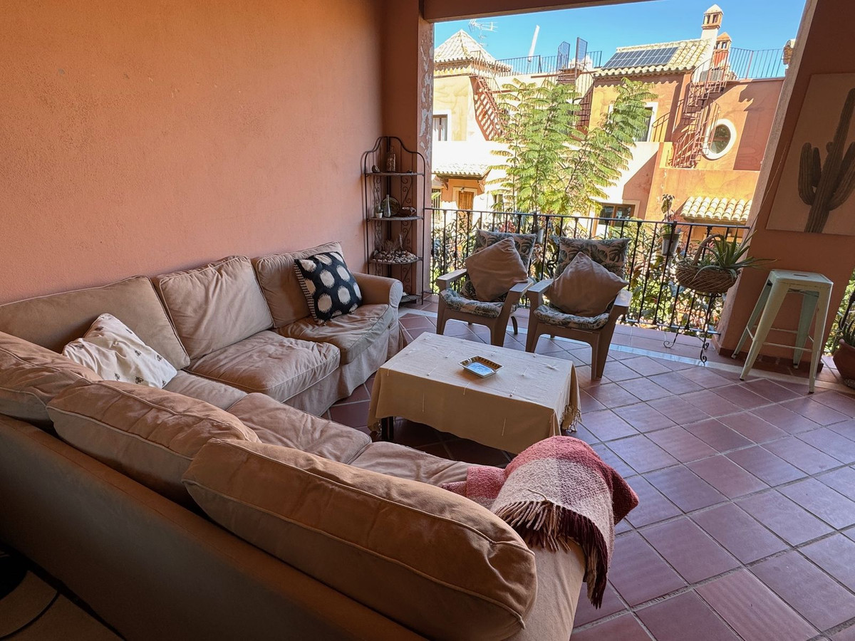 4 Bed, 3 Bath, HouseFor Sale, Estepona, Malaga