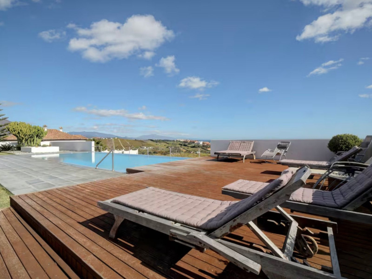 6 Bed, 5 Bath, HouseFor Sale, Manilva, Malaga