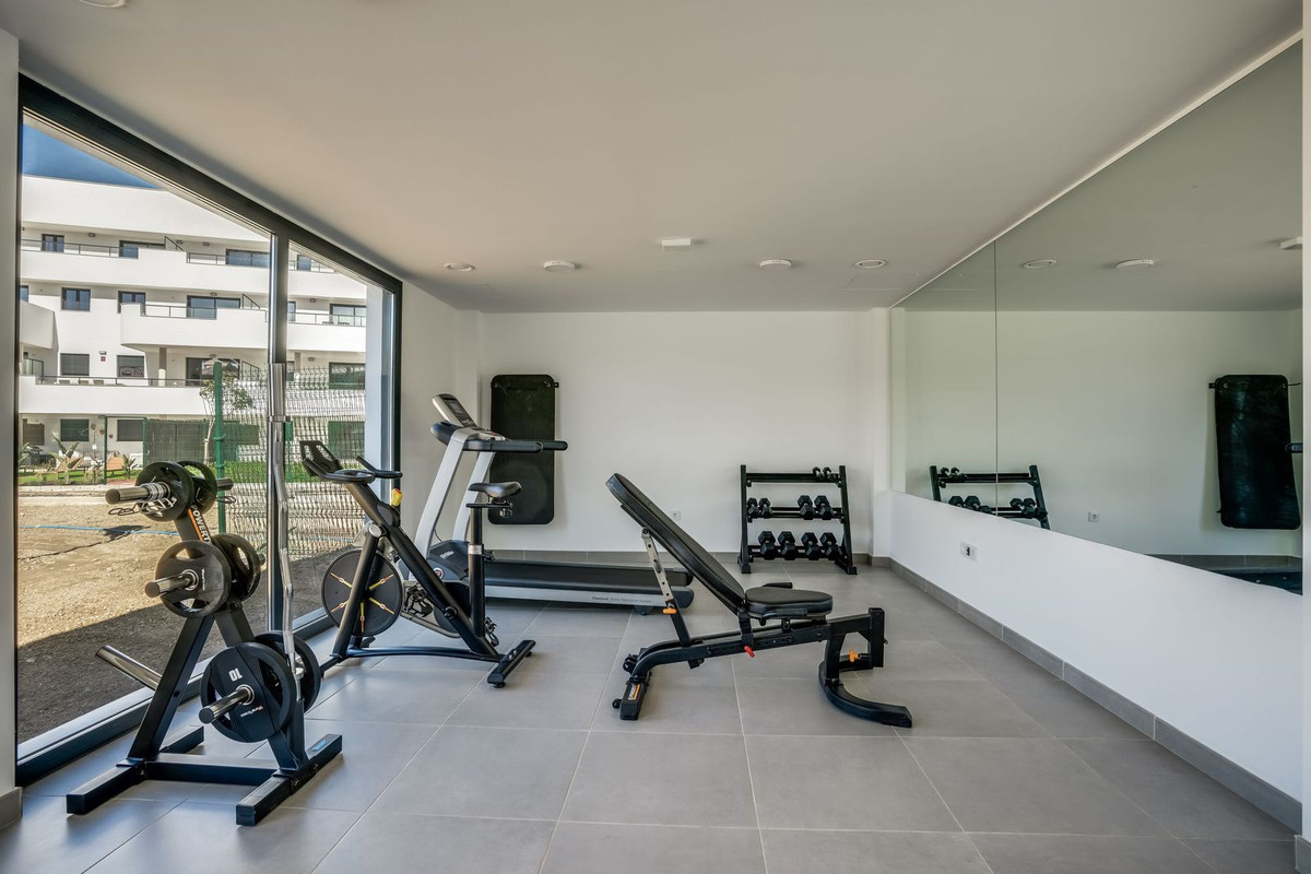 1 Bed, 1 Bath, ApartmentFor Sale, Estepona, Malaga