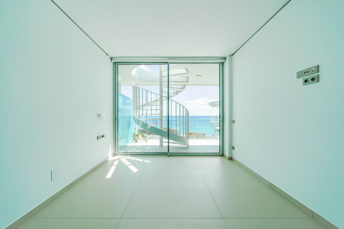 2 Bed, 2 Bath, ApartmentFor Sale, Higueron, Malaga