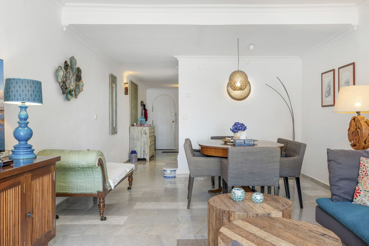 3 Bed, 3 Bath, HouseFor Sale, Estepona, Malaga