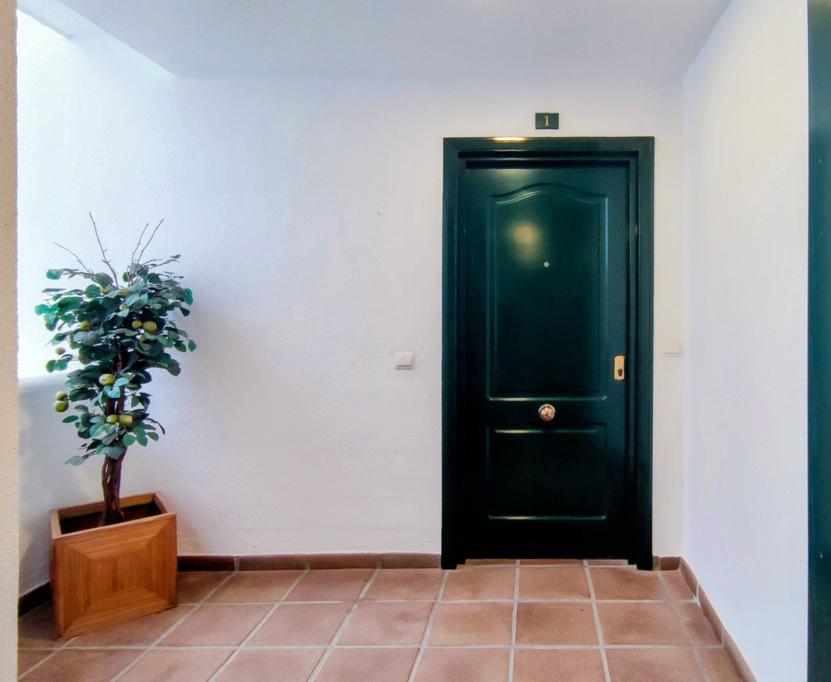 2 Bed, 2 Bath, ApartmentFor Sale, Puerto Banus, Malaga
