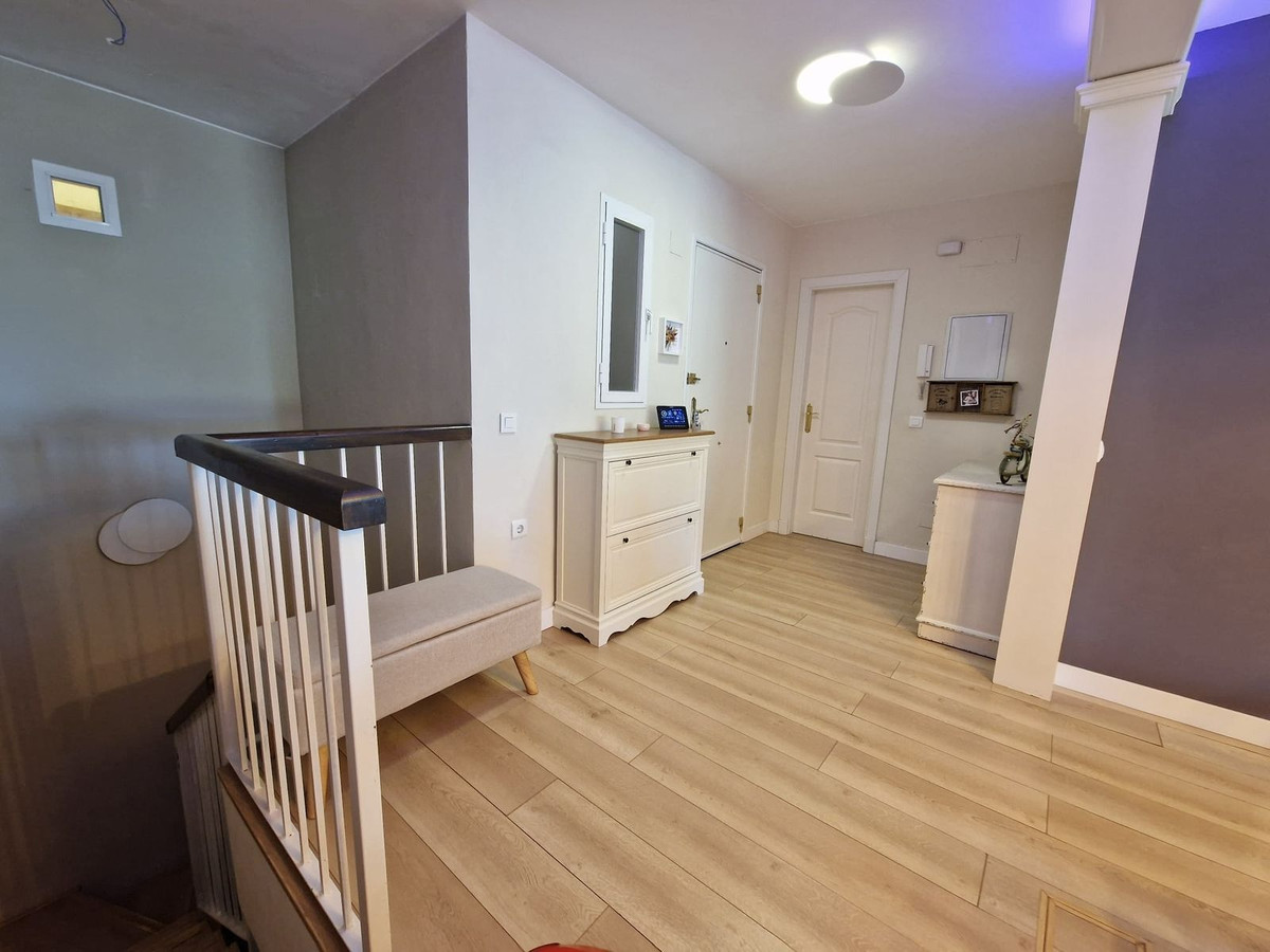 3 Bed, 2 Bath, ApartmentFor Sale, Riviera Del Sol, Malaga