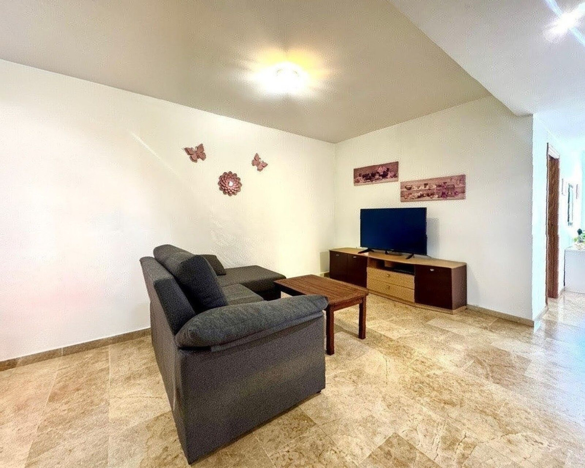 3 Bed, 1 Bath, ApartmentFor Sale, Riviera Del Sol, Malaga