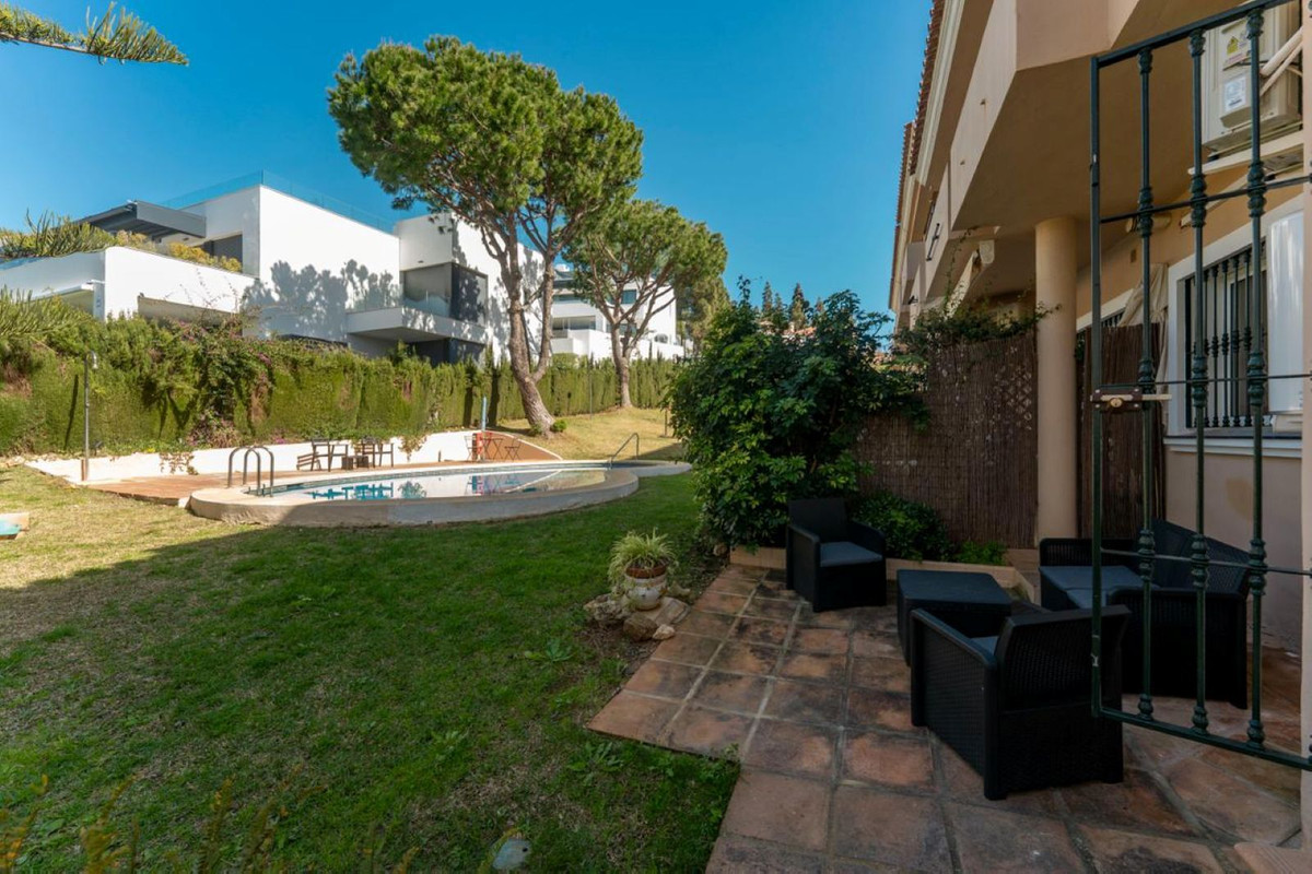 3 Bed, 3 Bath, HouseFor Sale, Artola, Malaga