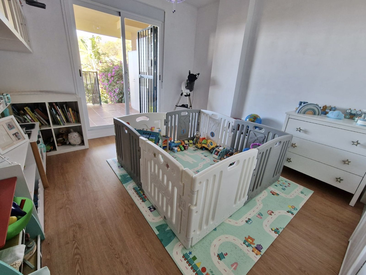 3 Bed, 2 Bath, ApartmentFor Sale, Riviera Del Sol, Malaga