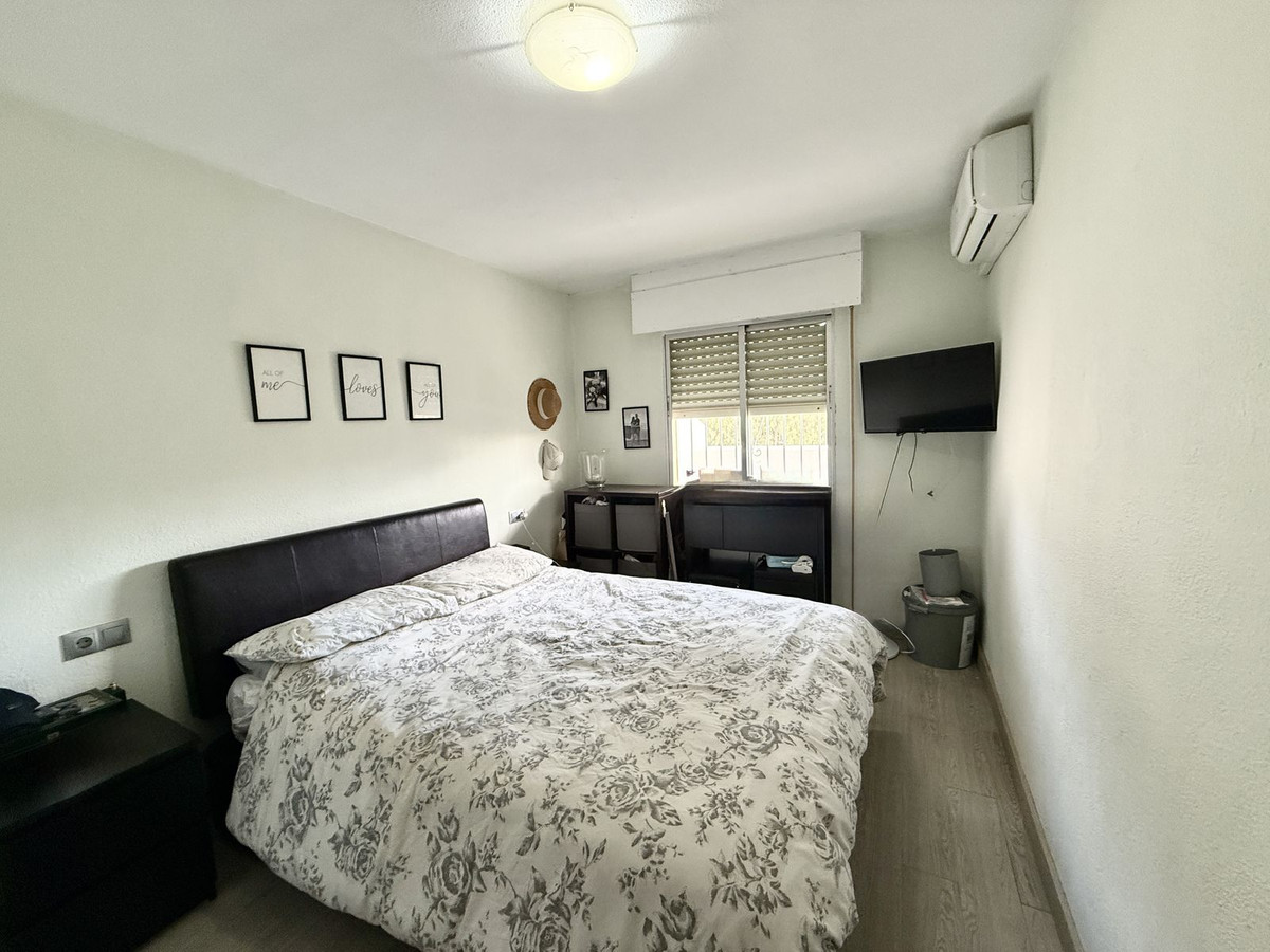 2 Bed, 1 Bath, ApartmentFor Sale, Calahonda, Malaga