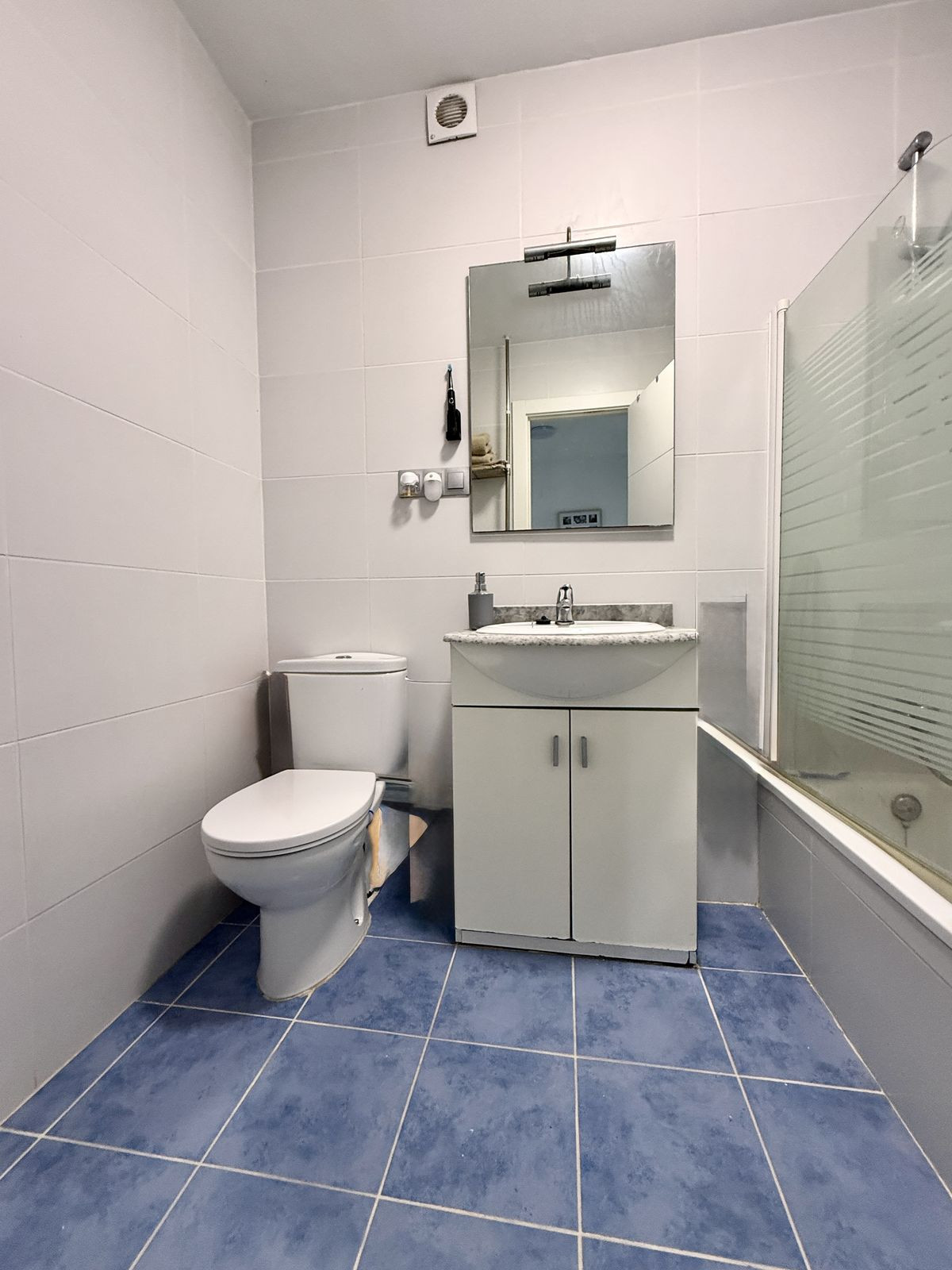 2 Bed, 1 Bath, ApartmentFor Sale, Calahonda, Malaga