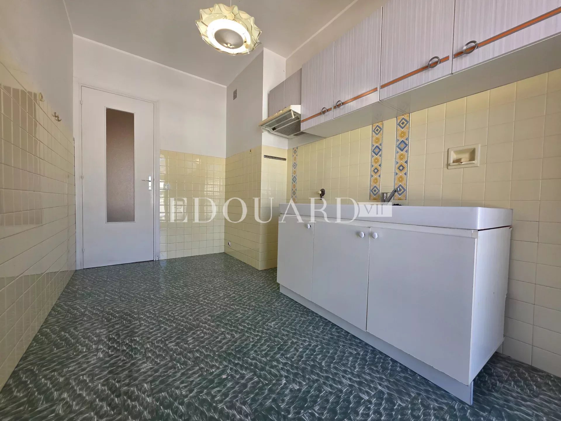 1 Bed, 1 Bath, ApartmentFor Sale, Menton, Alpes-Maritimes