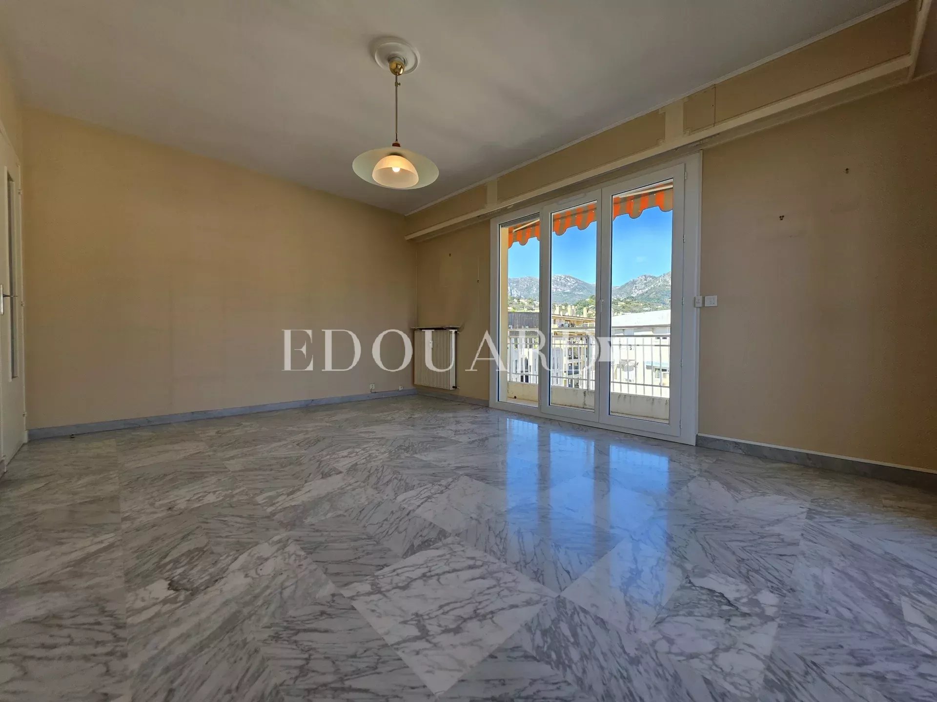 1 Bed, 1 Bath, ApartmentFor Sale, Menton, Alpes-Maritimes