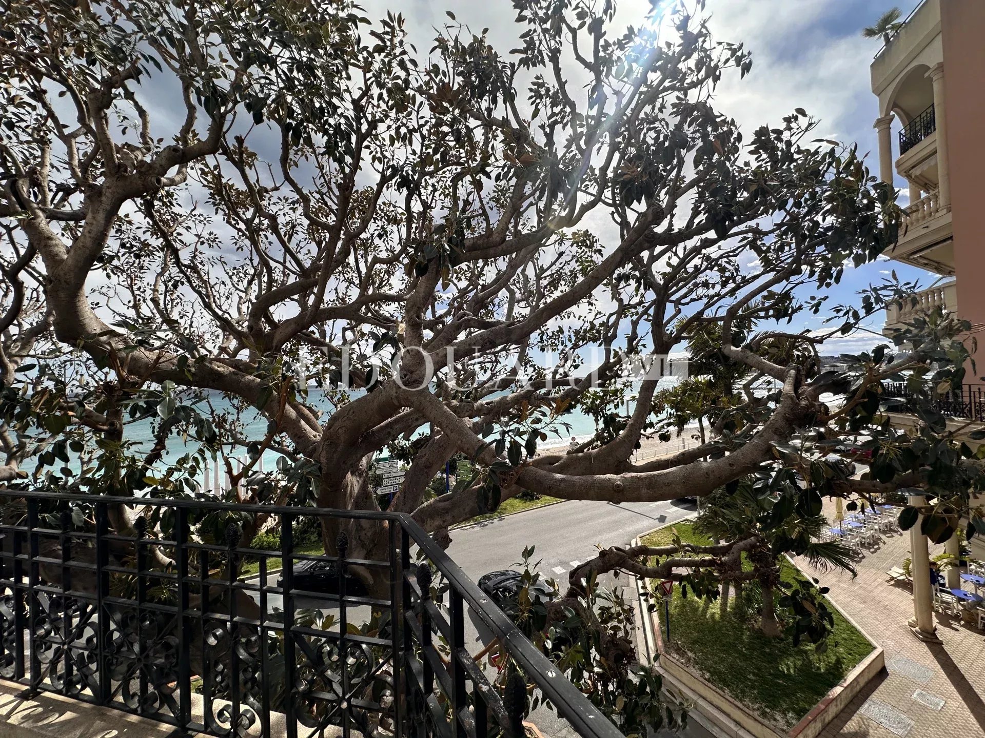 1 Bed, 1 Bath, ApartmentFor Sale, Menton, Alpes-Maritimes