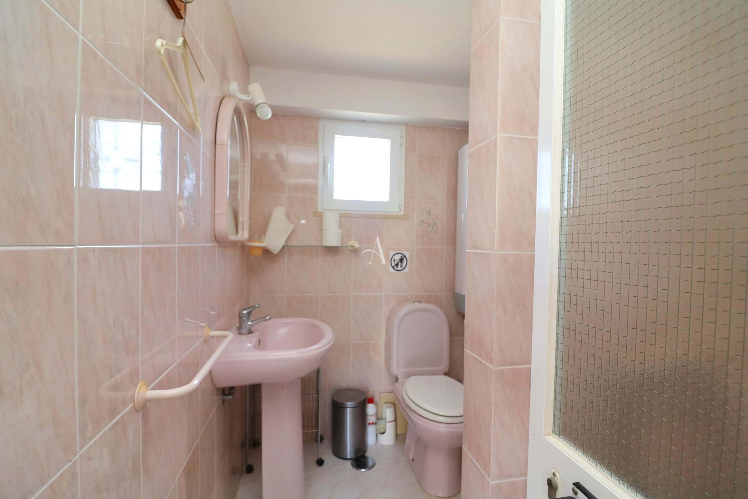 4 Bed, 3 Bath, HouseFor Sale, Loulé, Faro, 810-221