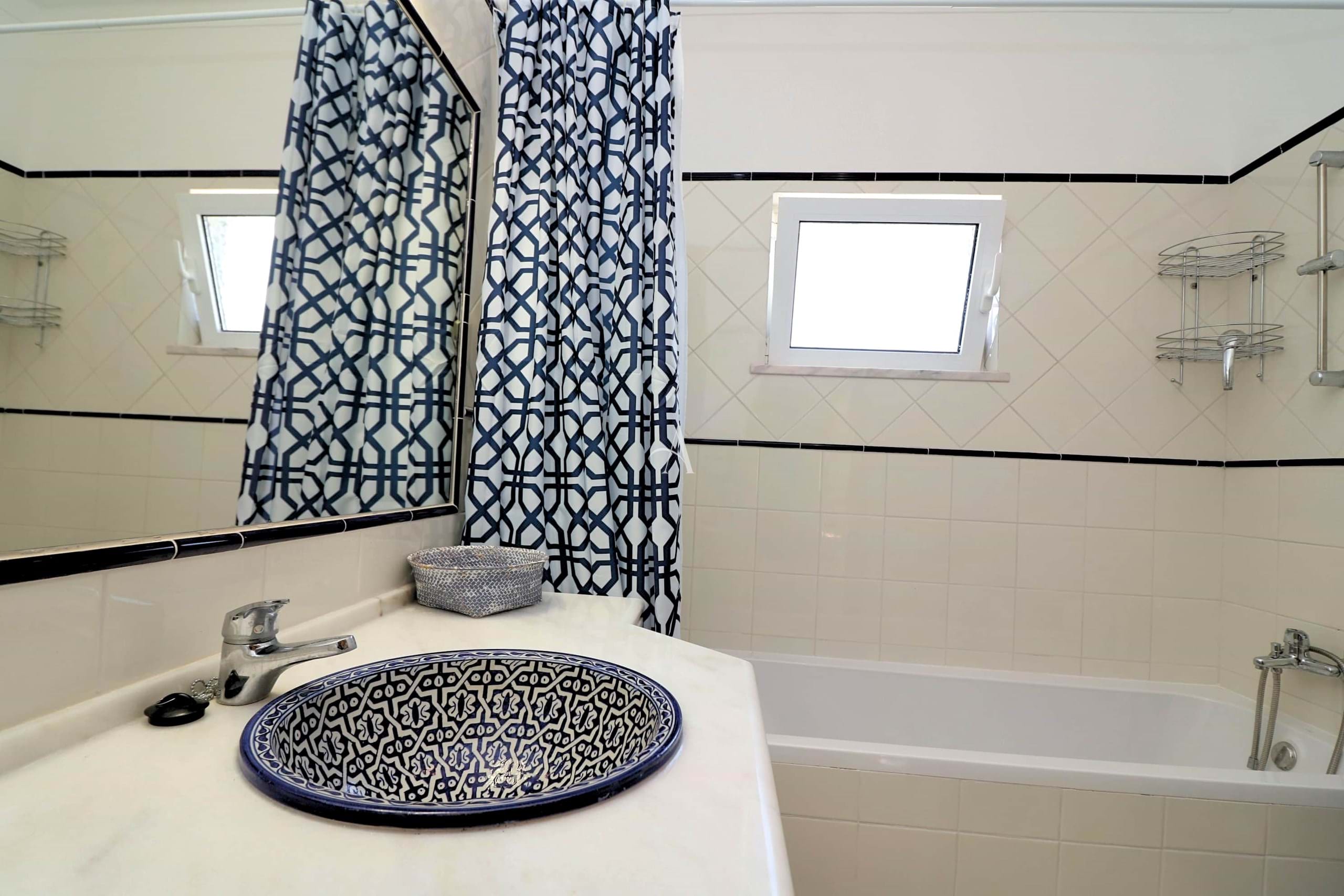 4 Bed, 3 Bath, HouseFor Sale, Loulé, Faro, 810-221