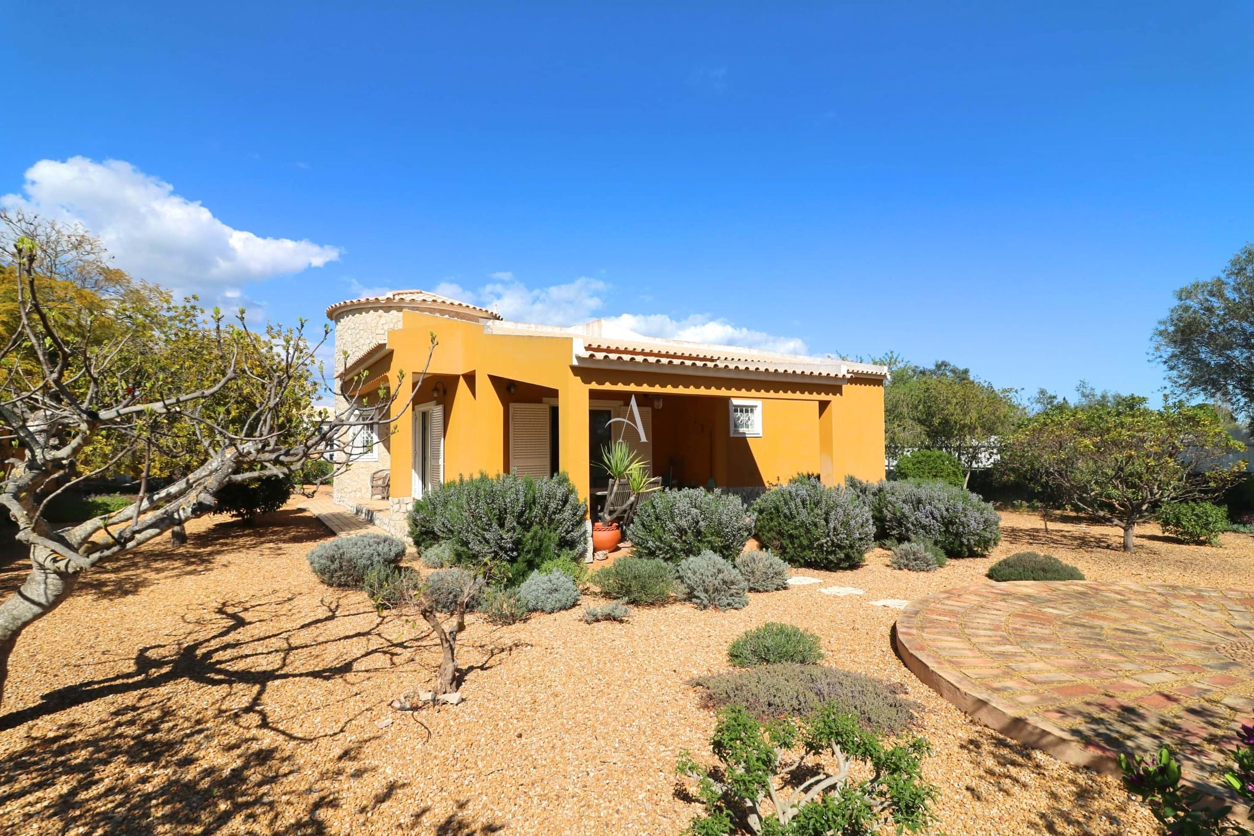 4 Bed, 3 Bath, HouseFor Sale, Loulé, Faro, 810-221