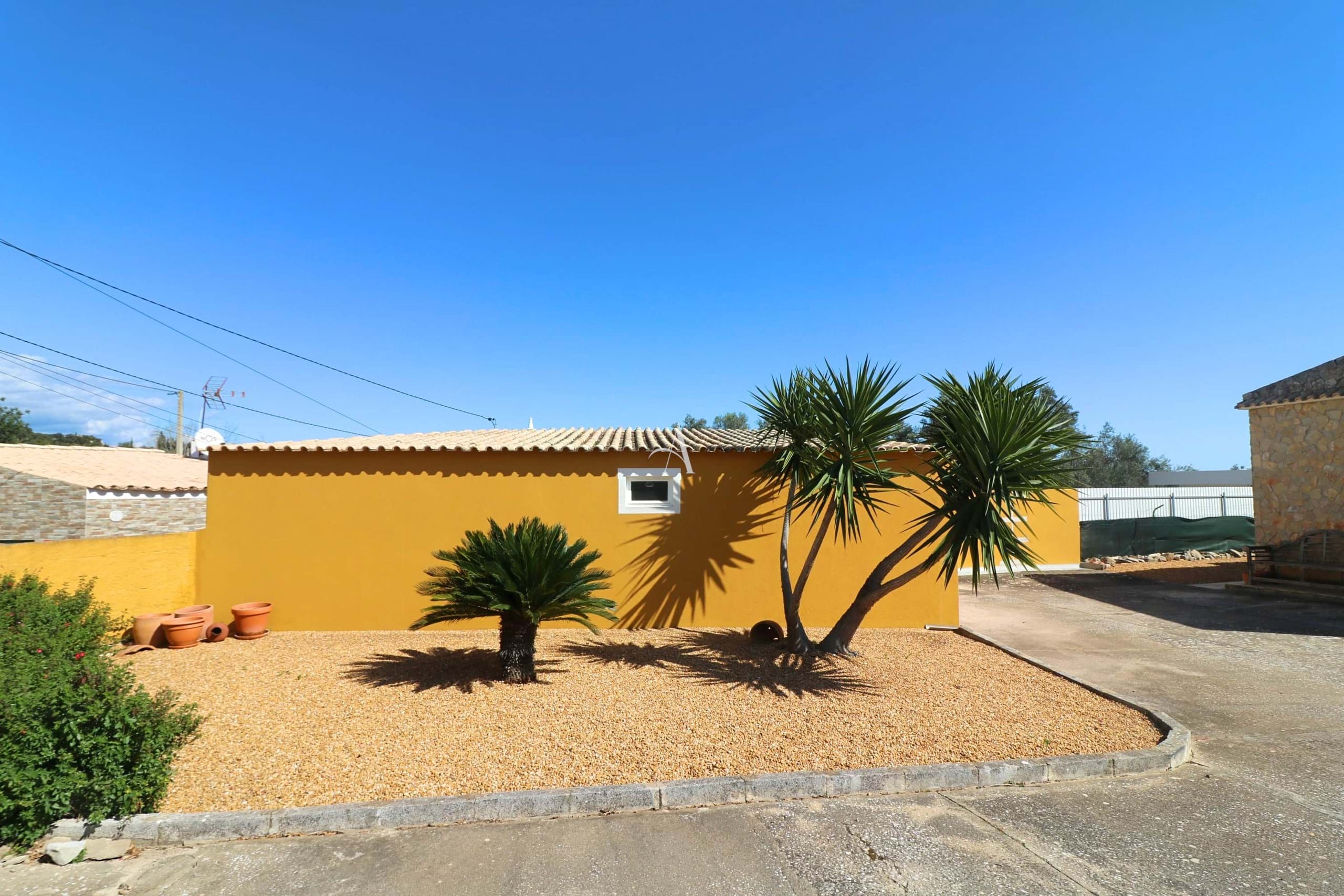 4 Bed, 3 Bath, HouseFor Sale, Loulé, Faro, 810-221