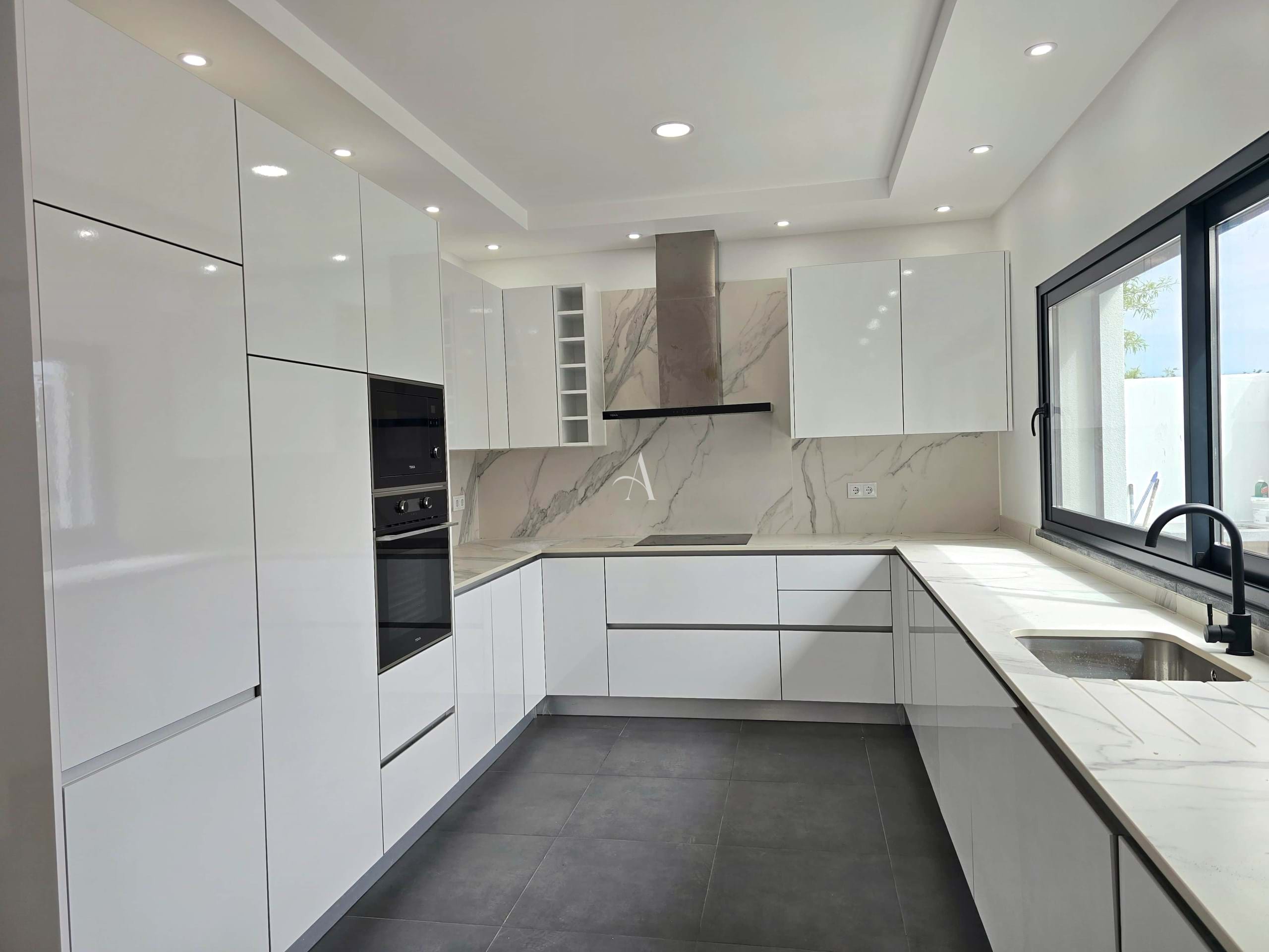 2 Bed, 2 Bath, HouseFor Sale, Sao Bras De Alportel, Faro, 8150-044