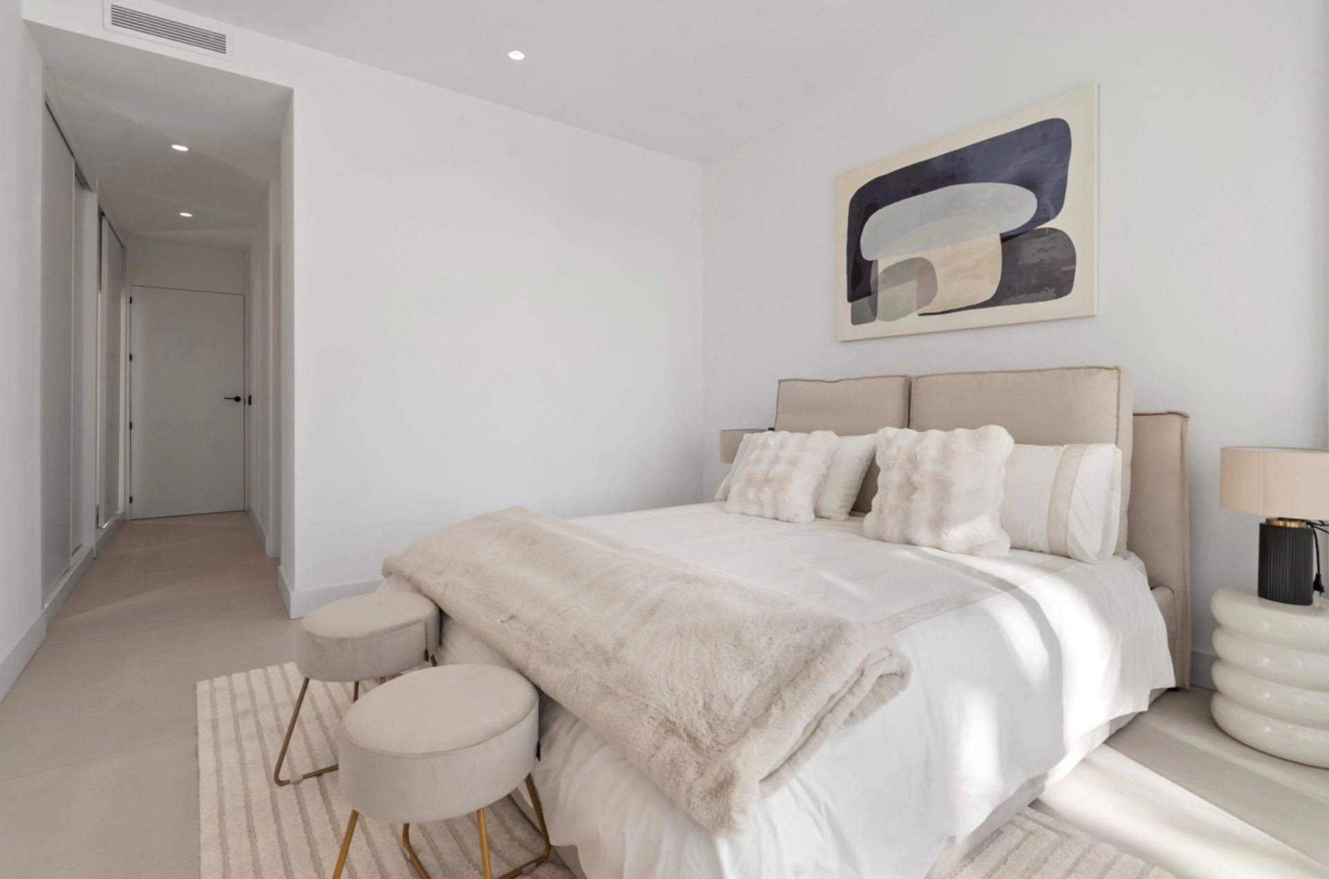 3 Bed, 2 Bath, ApartmentFor Sale, Estepona, Malaga, 29680