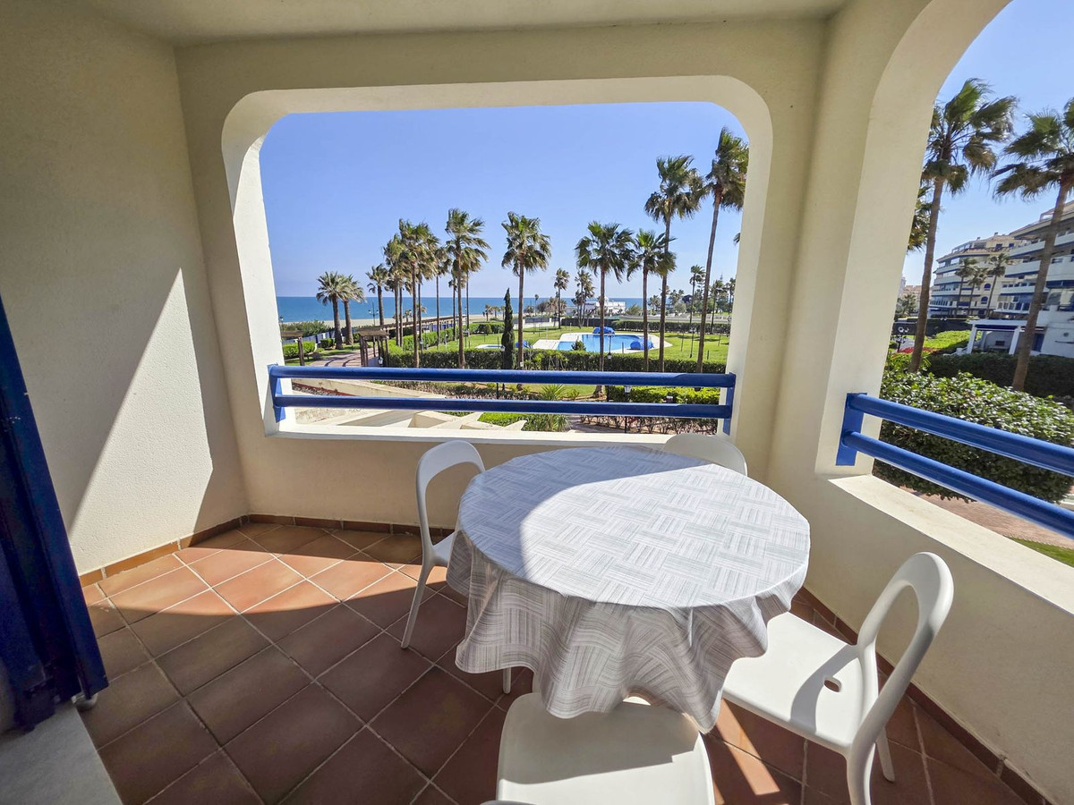 2 Bed, 2 Bath, ApartmentFor Sale, San Luis de Sabinillas, Malaga