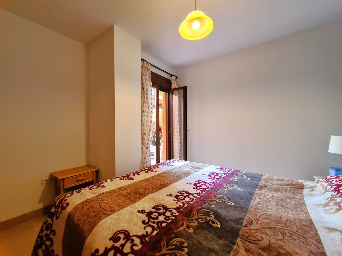 1 Bed, 1 Bath, ApartmentFor Sale, Estepona, Malaga