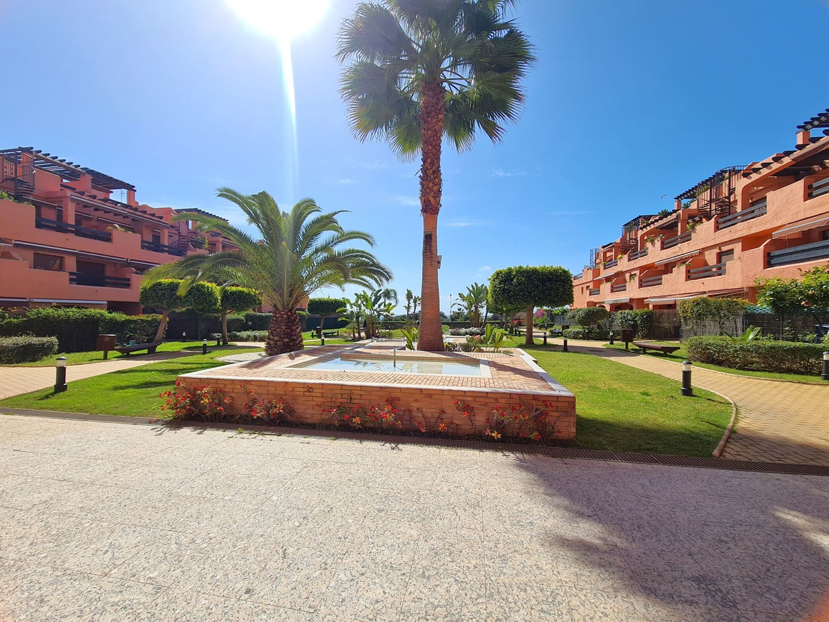 1 Bed, 1 Bath, ApartmentFor Sale, Estepona, Malaga