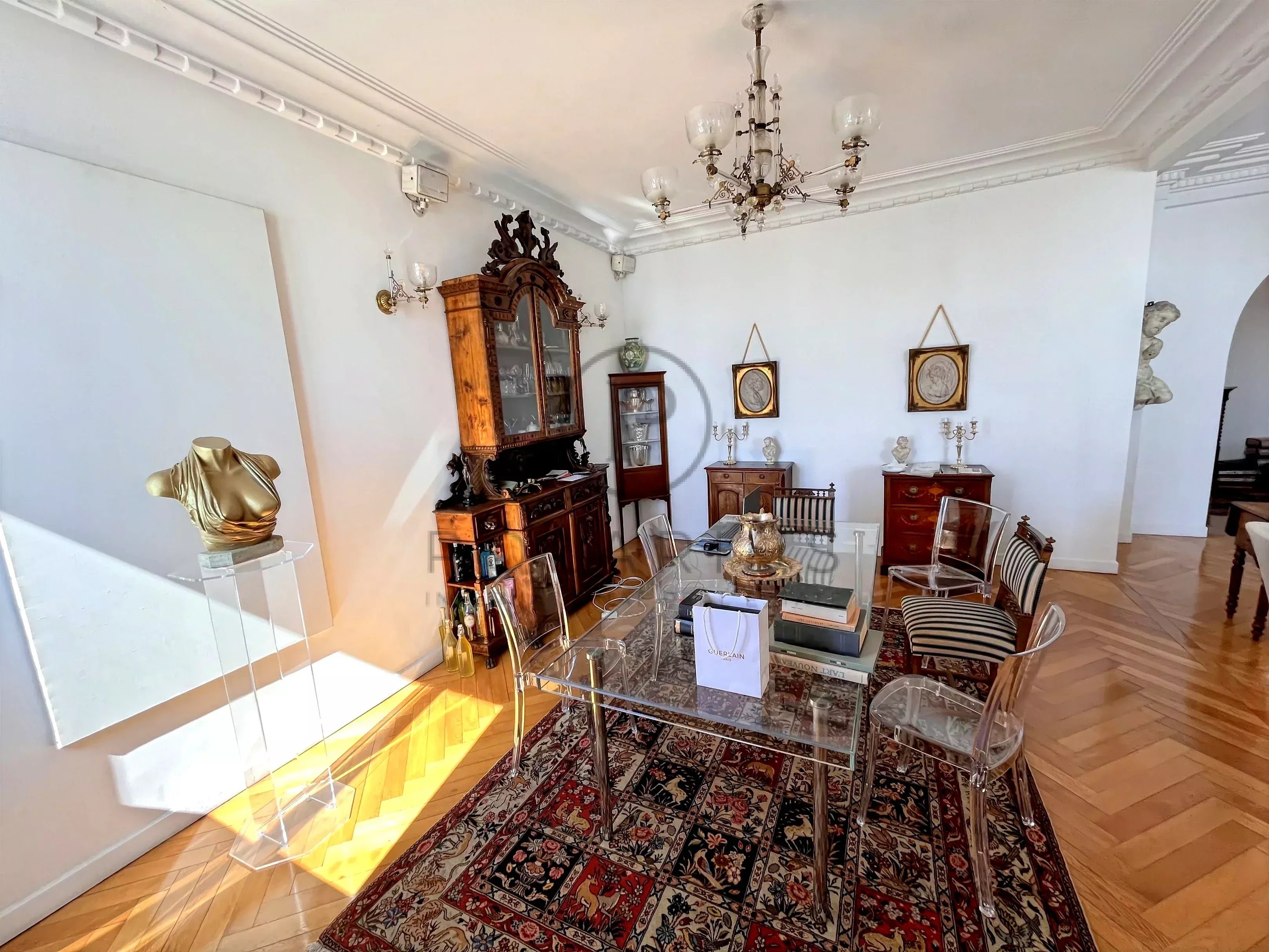 2 Bed, 2 Bath, ApartmentFor Sale, Nice, Alpes-Maritimes