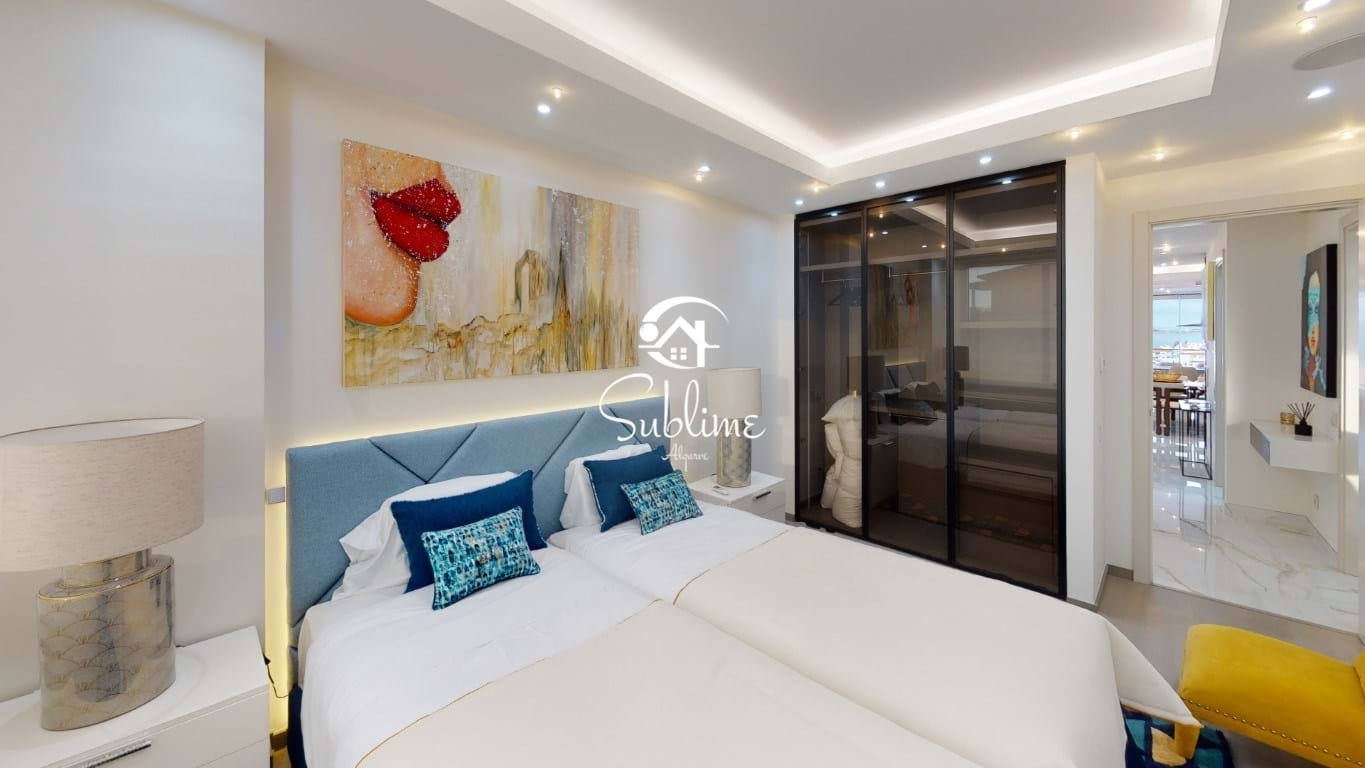 5 Bed, 3 Bath, ApartmentFor Sale, Lagos, Faro, 8600-776