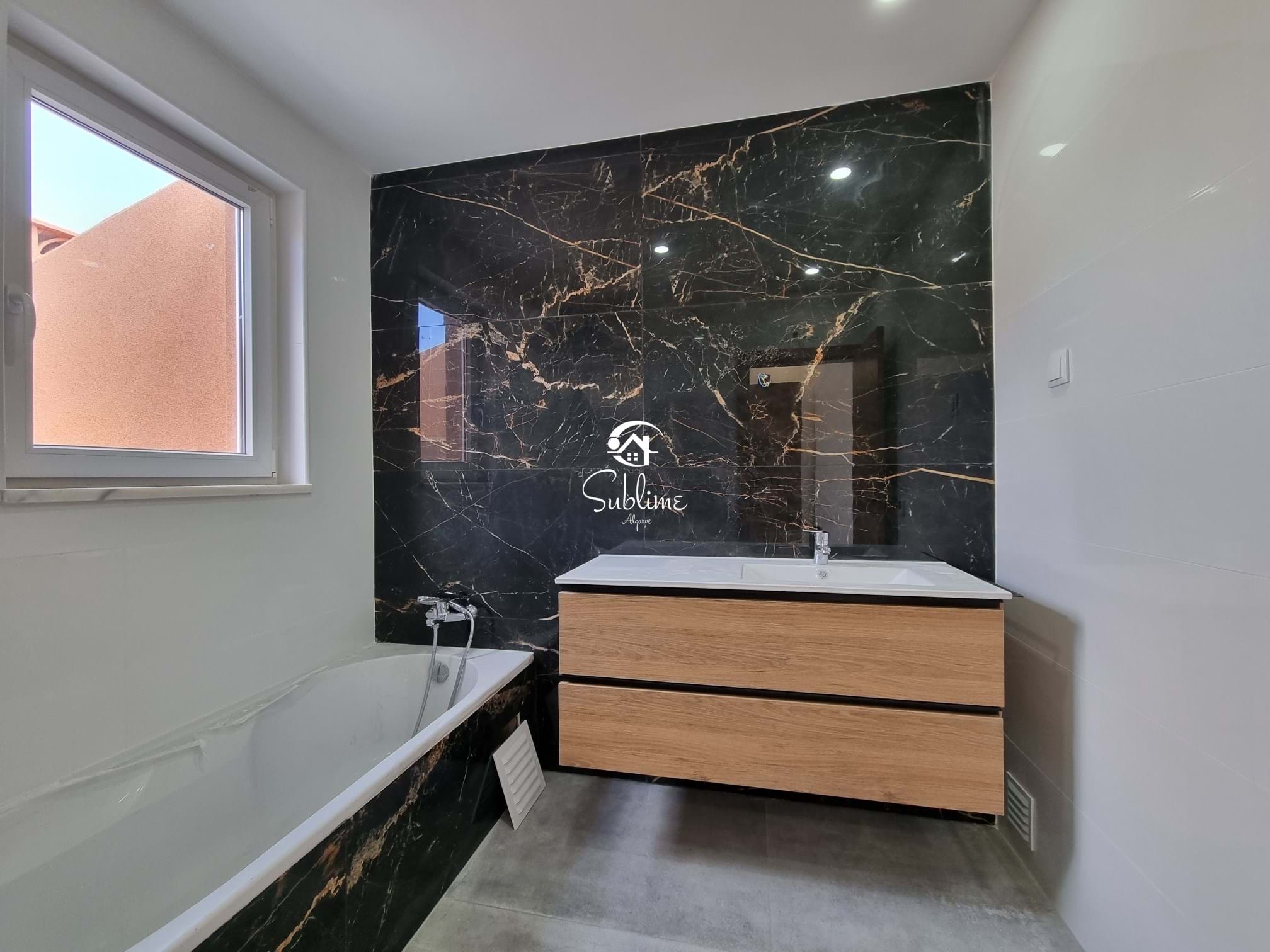 4 Bed, 5 Bath, HouseFor Sale, Lagos, Faro, 8600-109