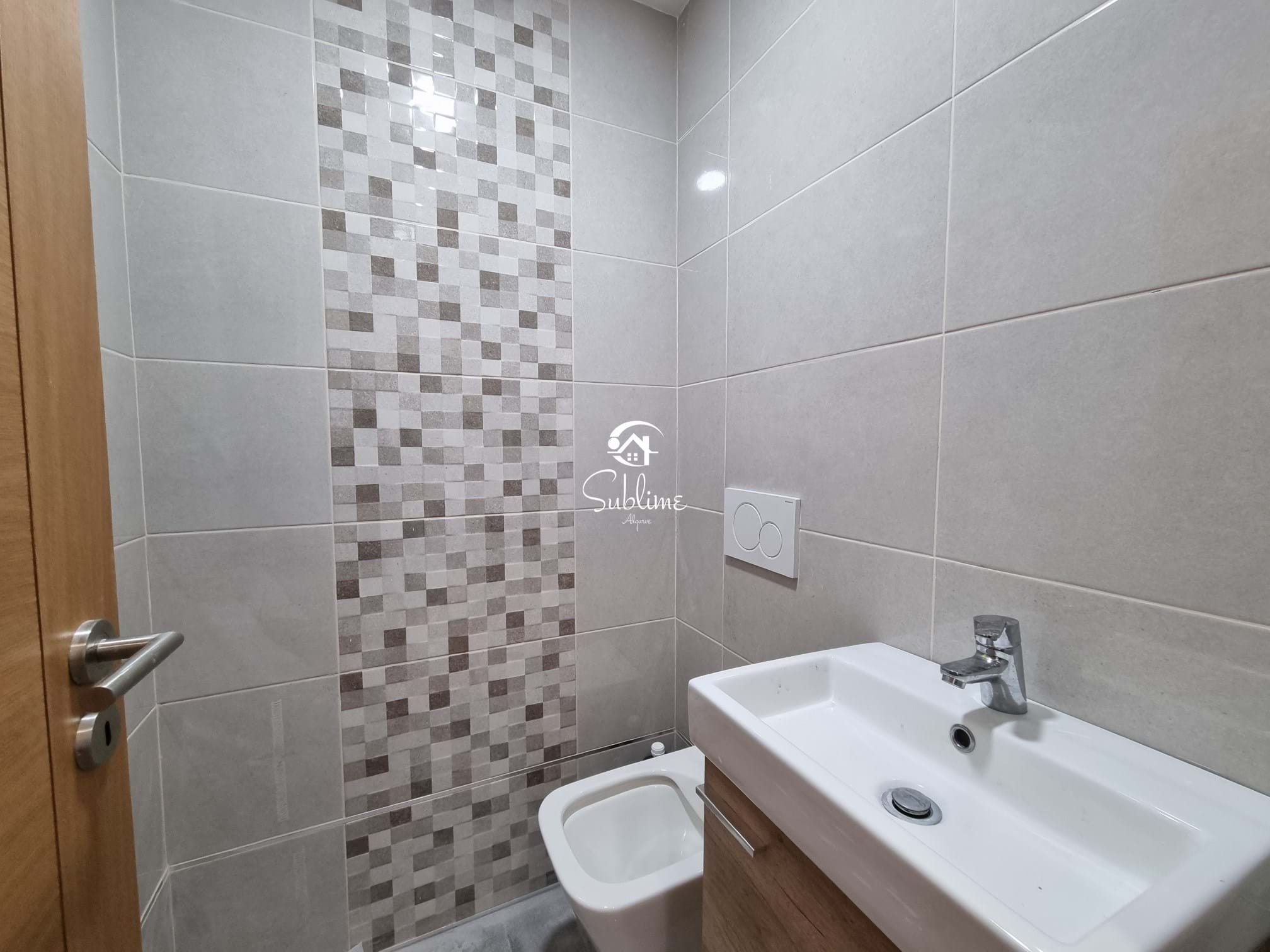 4 Bed, 5 Bath, HouseFor Sale, Lagos, Faro, 8600-109