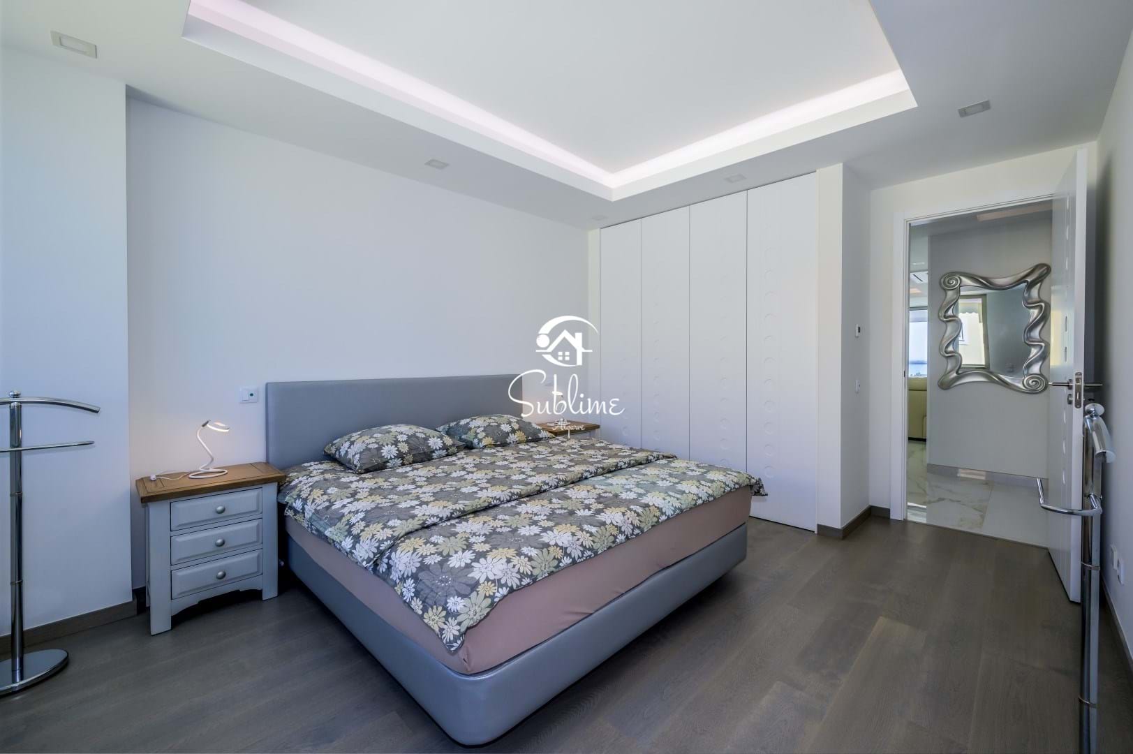 4 Bed, 4 Bath, ApartmentFor Sale, Lagos, Faro, 8600-545