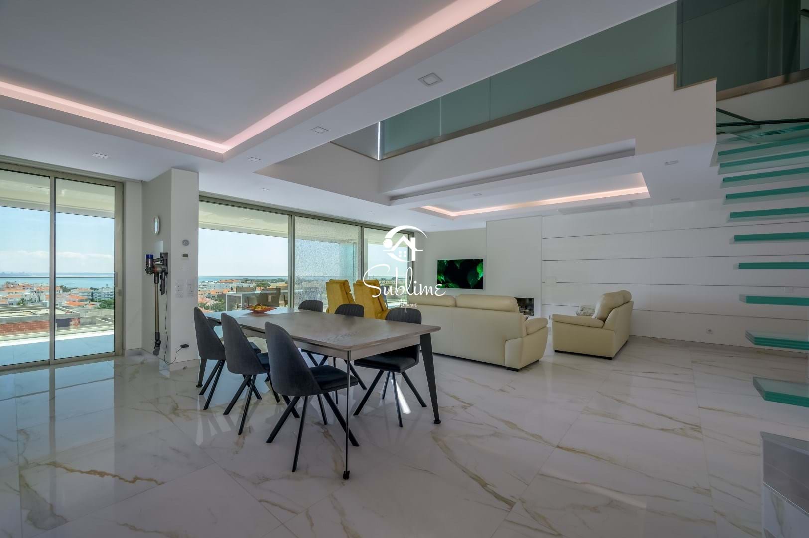 4 Bed, 4 Bath, ApartmentFor Sale, Lagos, Faro, 8600-545