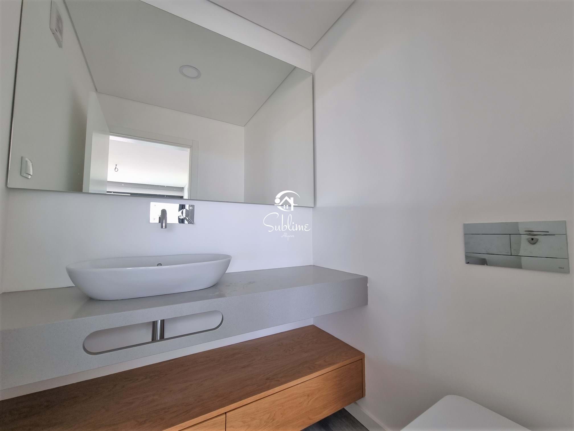 3 Bed, 4 Bath, ApartmentFor Sale, Vila do Bispo, Faro, 8650-199