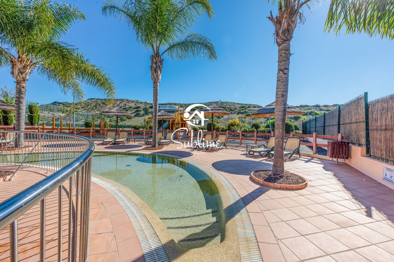 3 Bed, 1 Bath, HouseFor Sale, Praia da Luz, Lagos, Faro, 8600-101