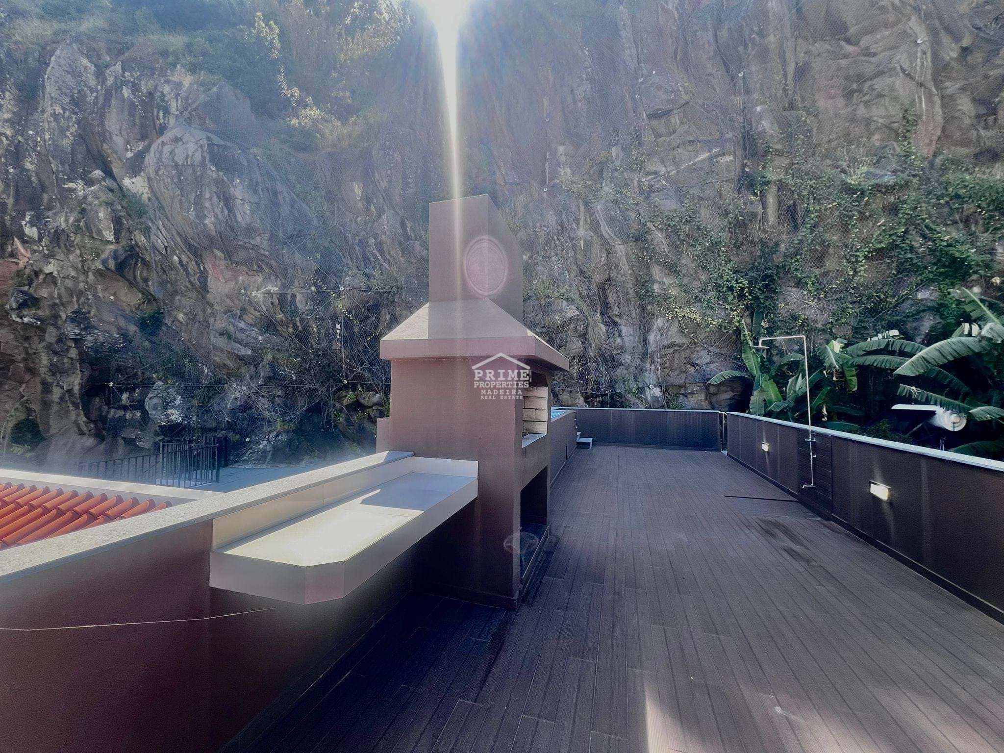 2 Bed, 2 Bath, HouseFor Sale, Funchal, Ilha da Madeira, 9000-215