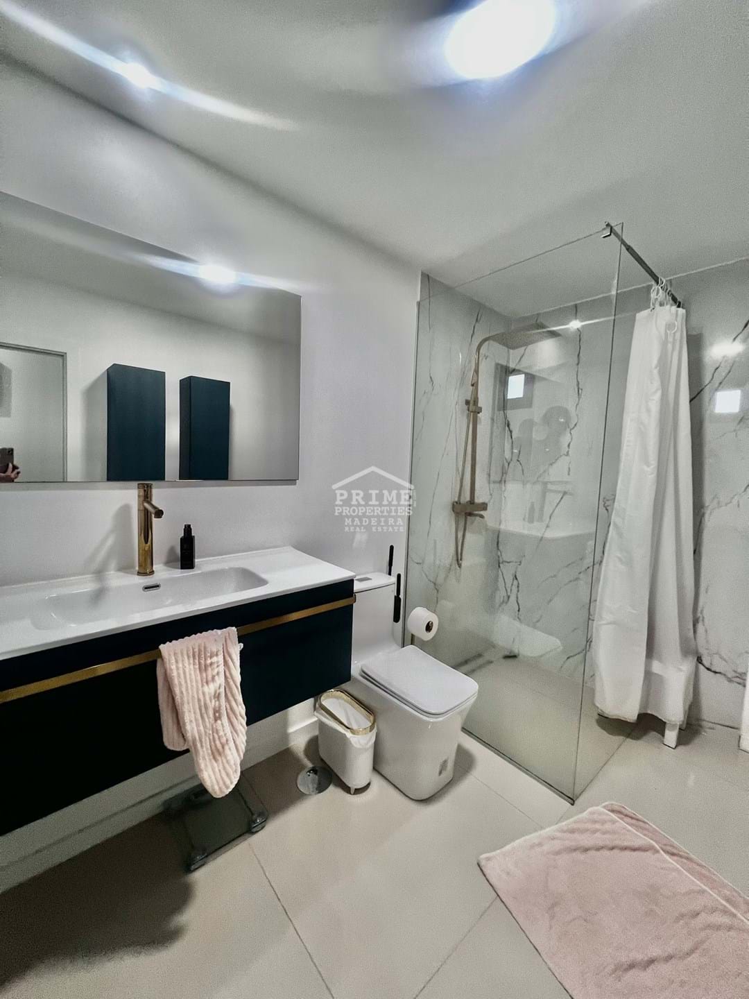 2 Bed, 2 Bath, HouseFor Sale, Funchal, Ilha da Madeira, 9000-215