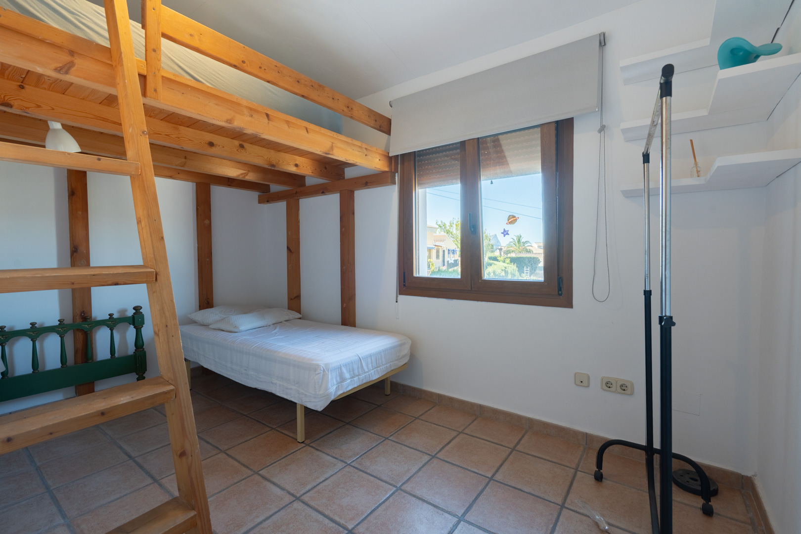 3 Bed, 2 Bath, HouseFor Sale