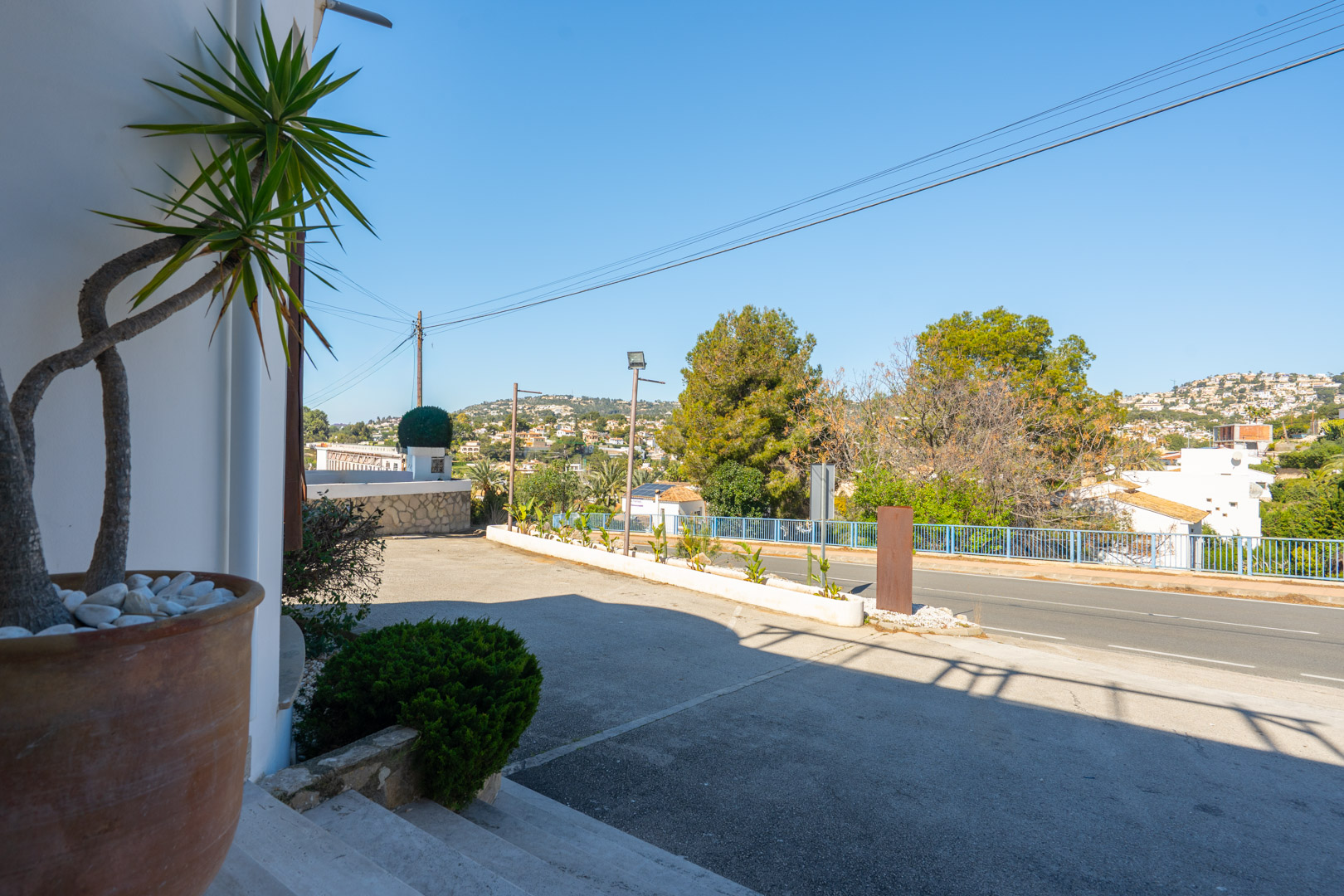 3 Bed, 2 Bath, HouseFor Sale