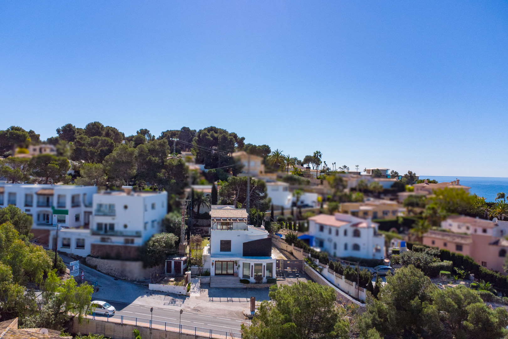 3 Bed, 2 Bath, HouseFor Sale