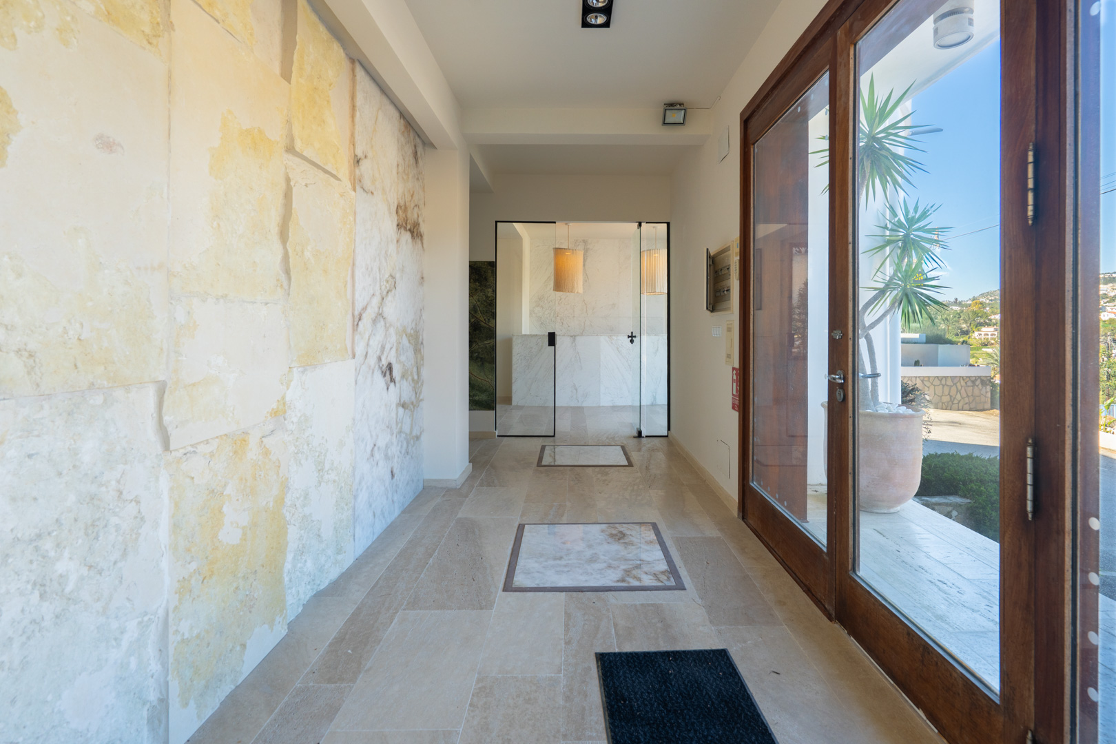 3 Bed, 2 Bath, HouseFor Sale