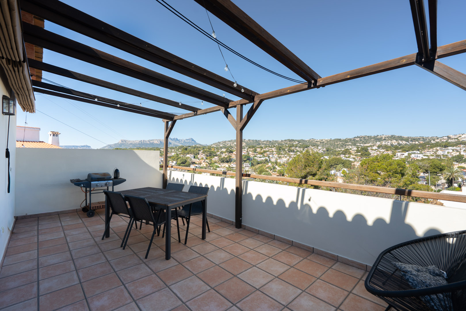 3 Bed, 2 Bath, HouseFor Sale