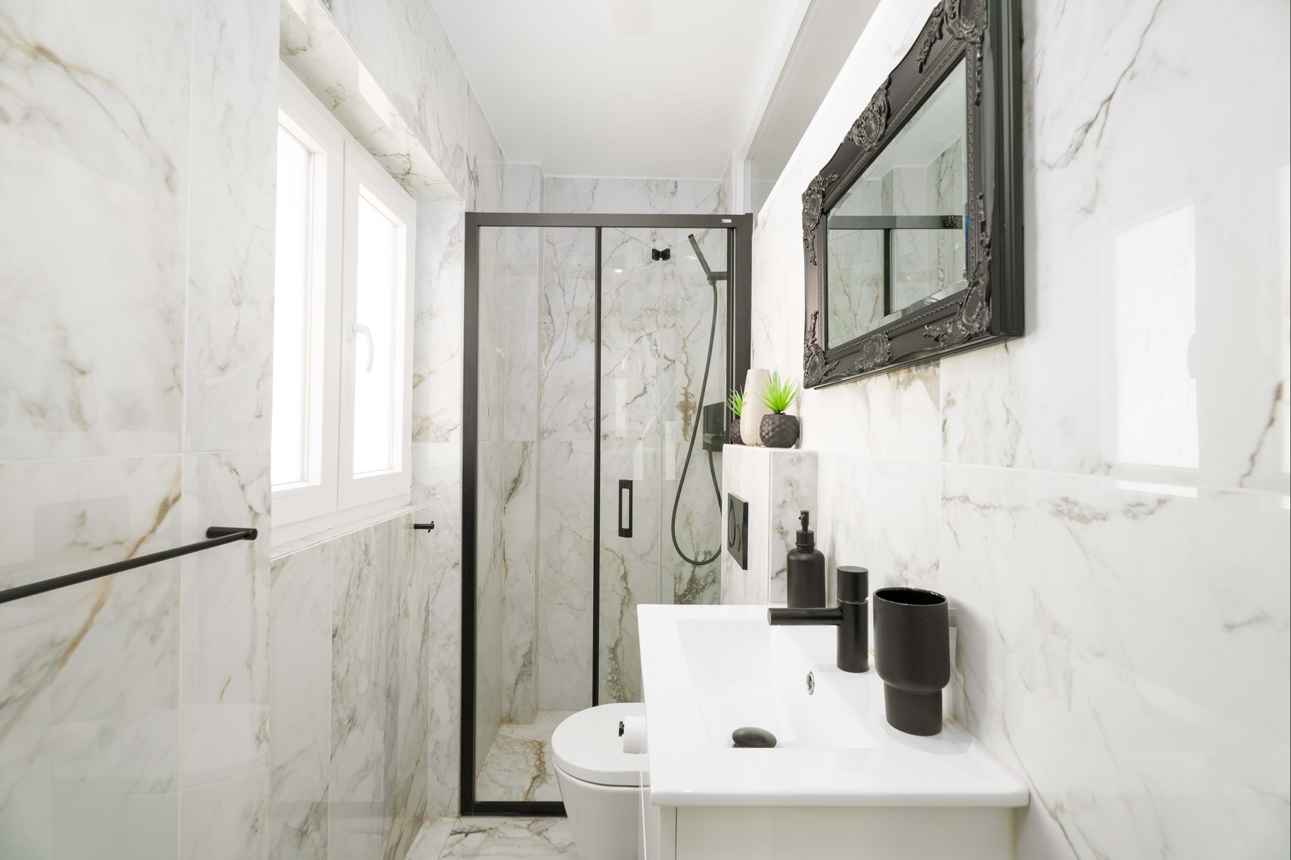 1 Bed, 2 Bath, ApartmentFor Sale, Loulé, Faro, 8125-428