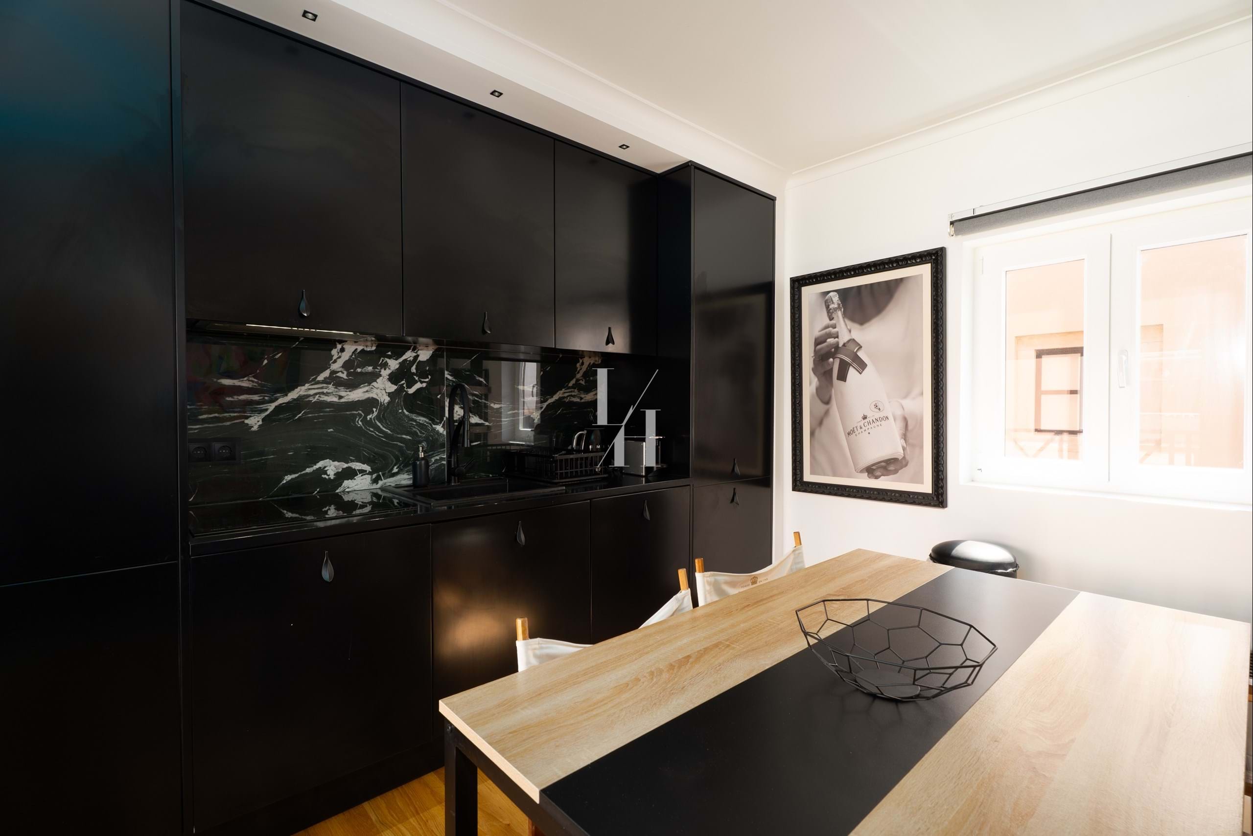 1 Bed, 2 Bath, ApartmentFor Sale, Loulé, Faro, 8125-428