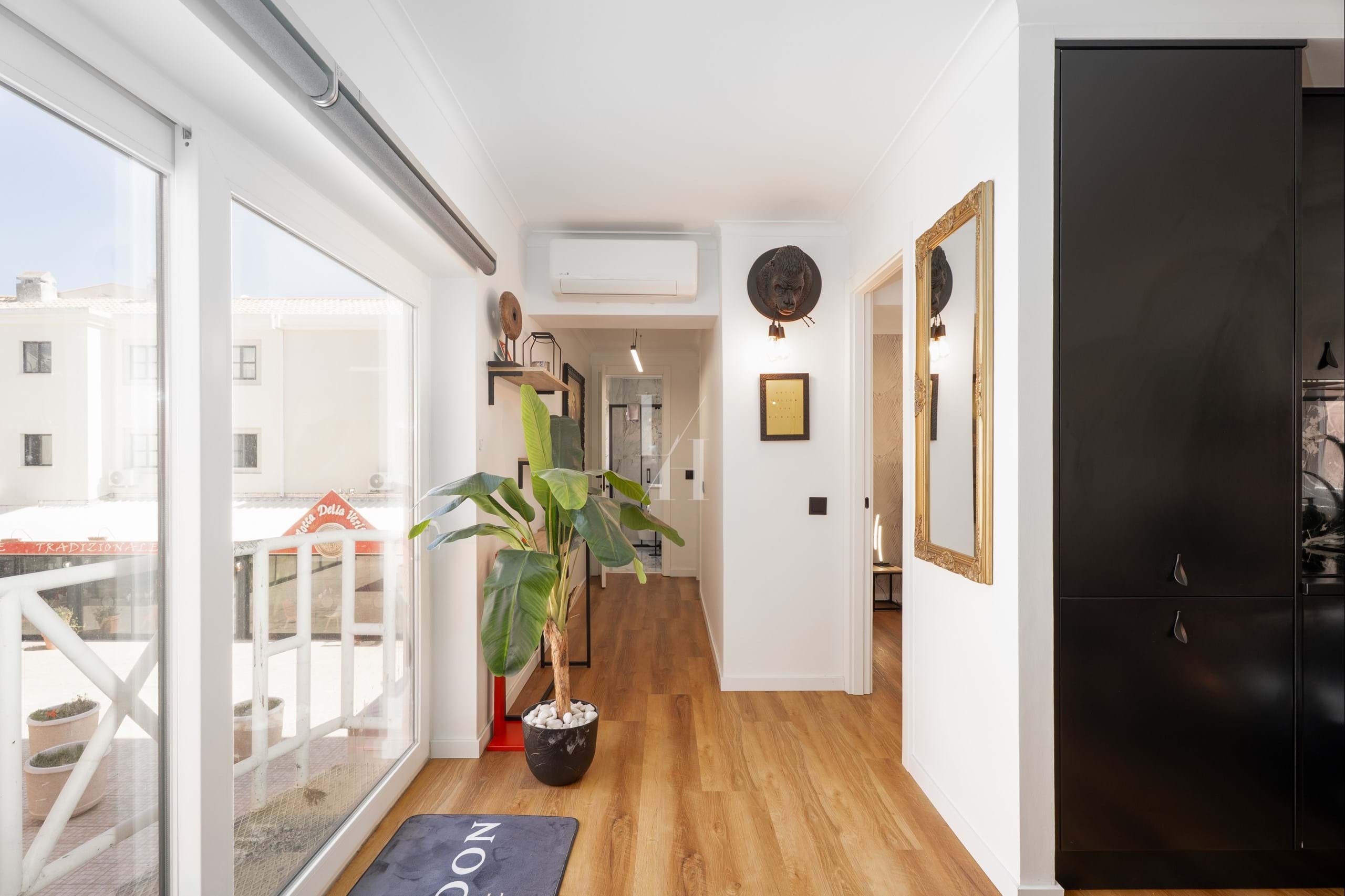 1 Bed, 2 Bath, ApartmentFor Sale, Loulé, Faro, 8125-428