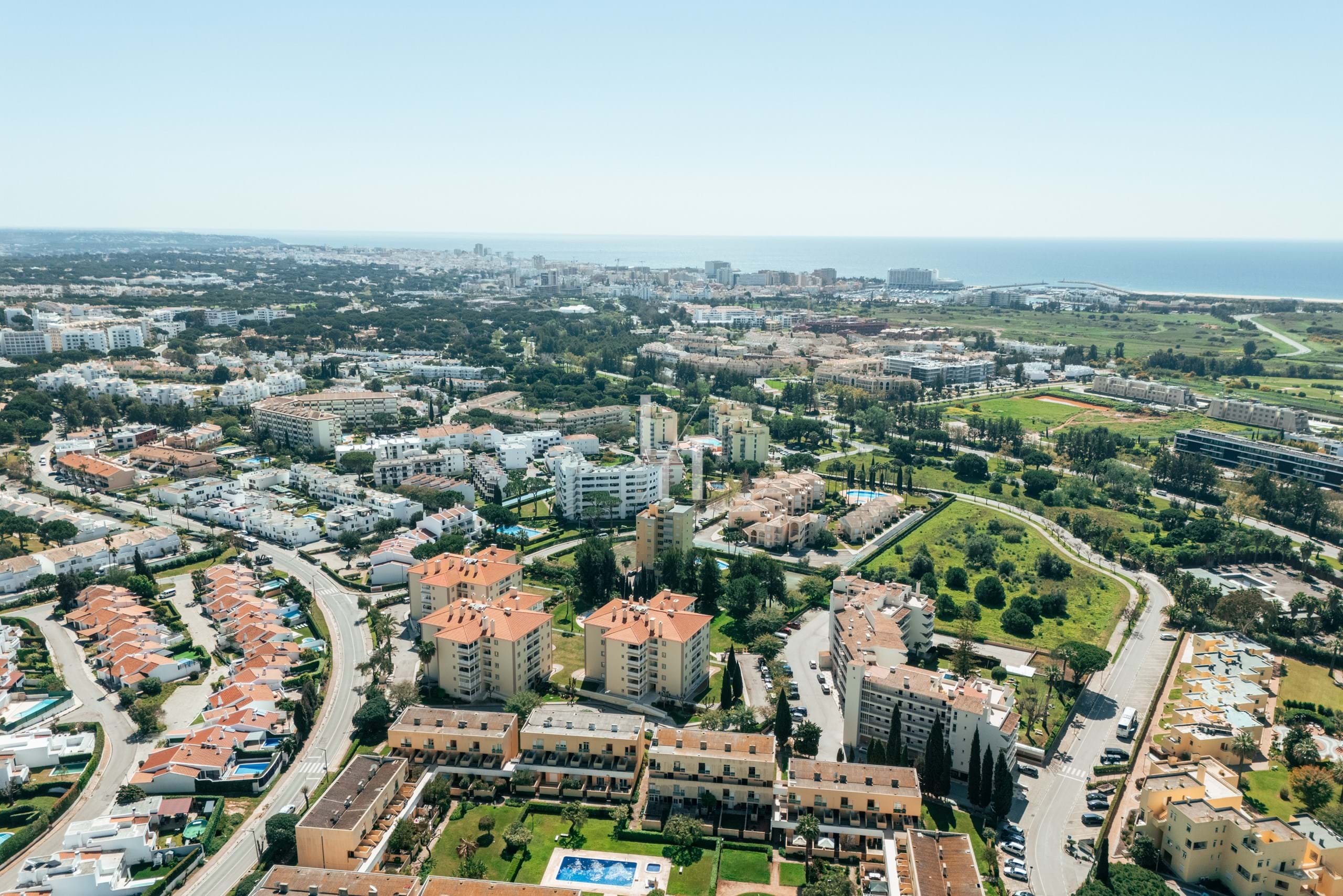 2 Bed, 2 Bath, ApartmentFor Sale, Loulé, Faro, 8125-404