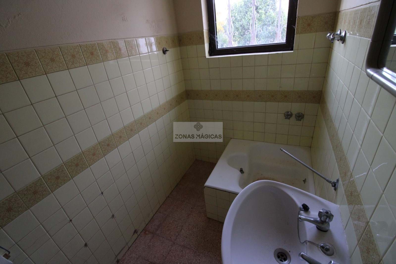 4 Bed, 3 Bath, HouseFor Sale, Lagos, Faro, 8600-074