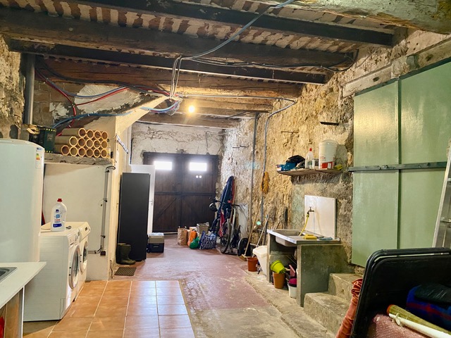 2 Bed, 1 Bath, HouseFor Sale, Autignac, Herault, Languedoc-Roussillon, 34480